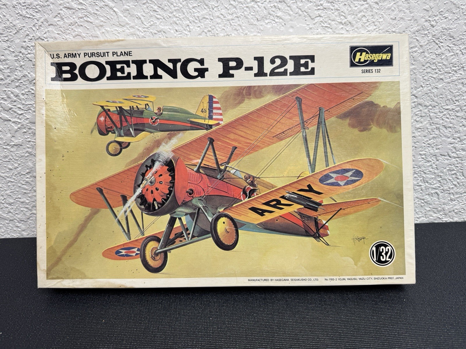 Vintage Hasegawa Boeing P-12E 1:8 Pursuit Plane Model Kit Made Japan Open Box