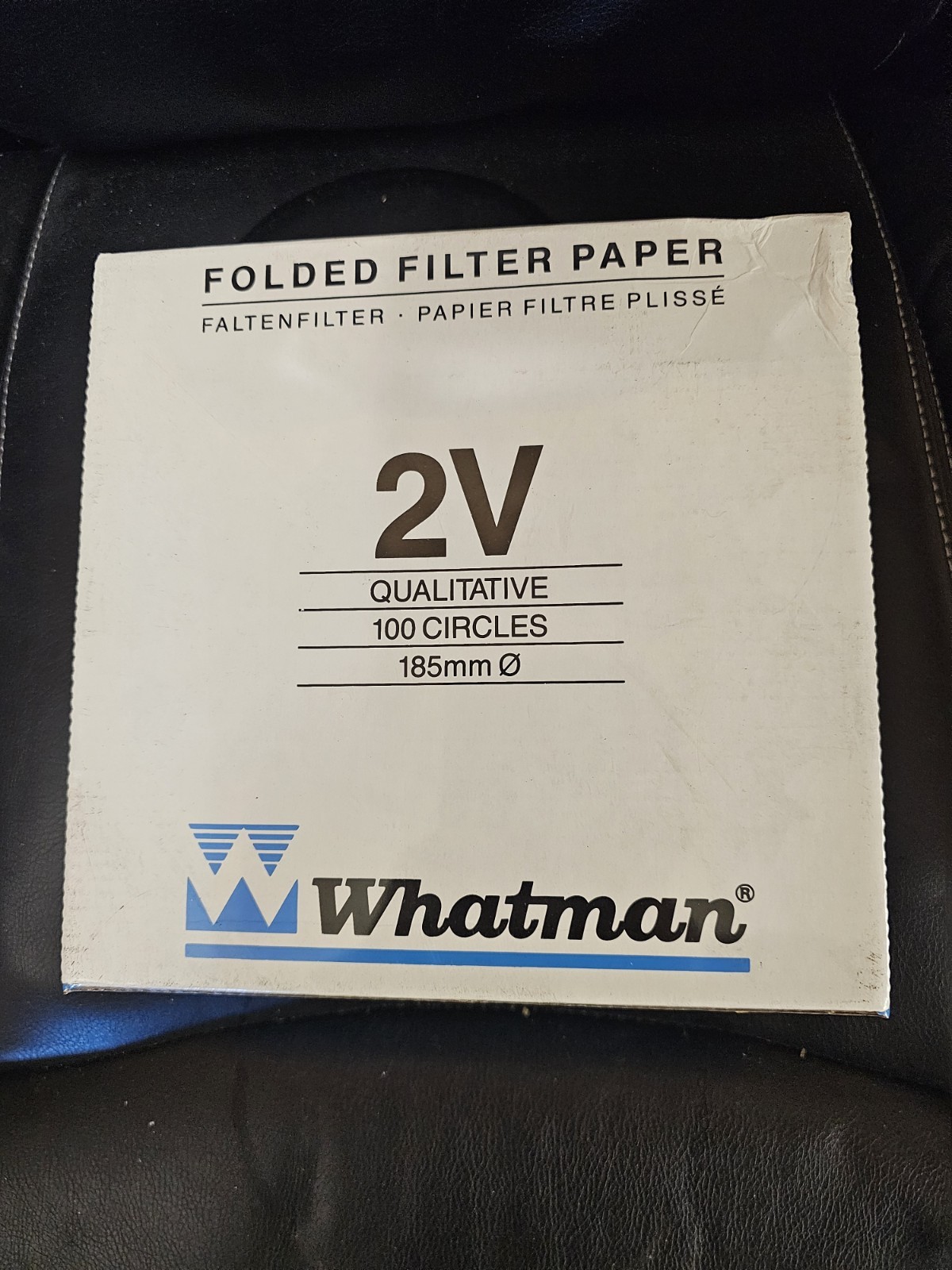 Whatman Qualitative Filter Paper 2V 185 mm Total of 100 Filters. 11 Boxes Total Whatman Qualitative Filter Paper 2V 185 mm Total of 100 Filters. 11 Boxes Total