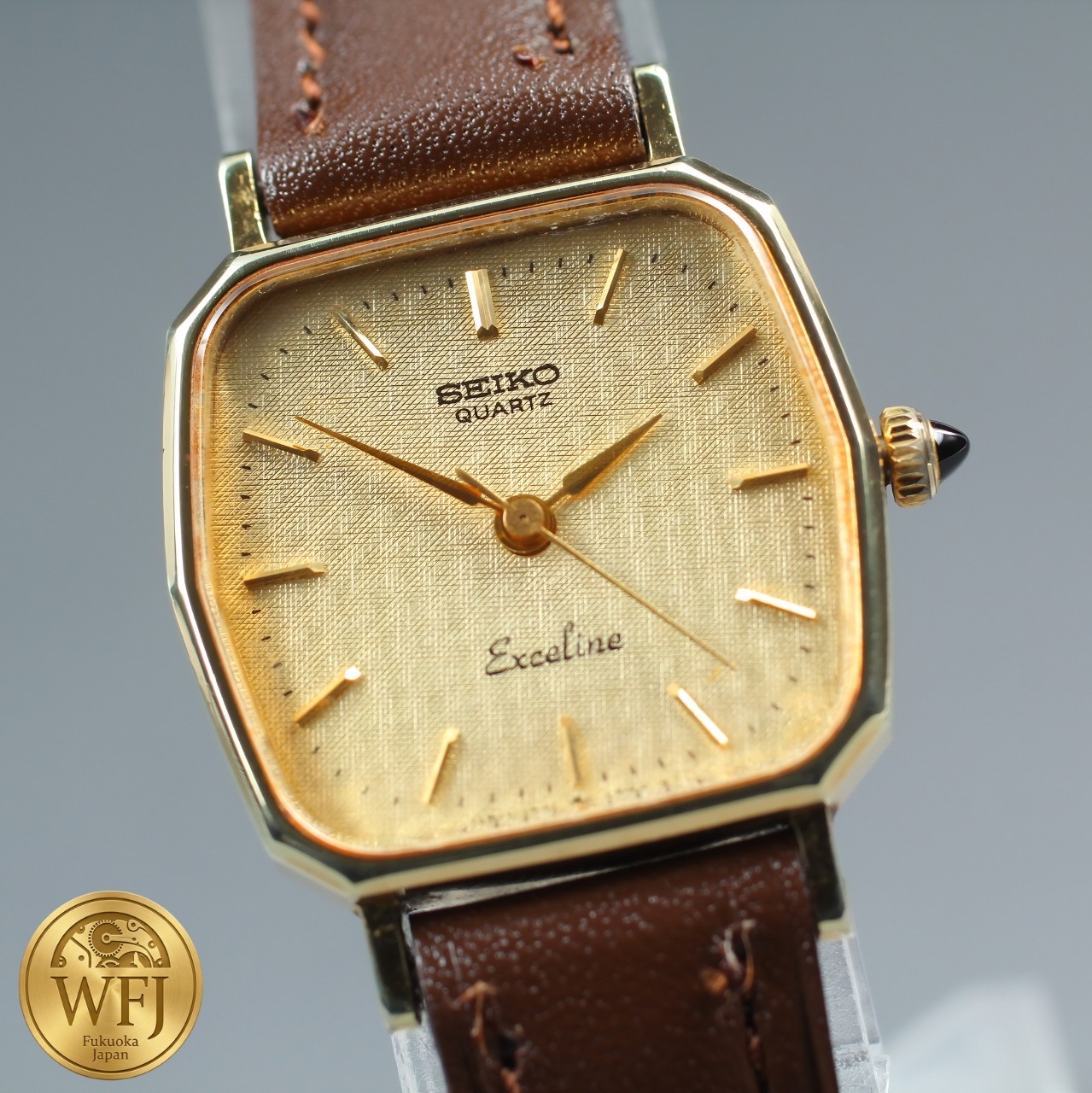 Vintage 1982 Seiko EXCELINE 1221-5010 Gold Hexagon Quartz Women's Watch [MINT]