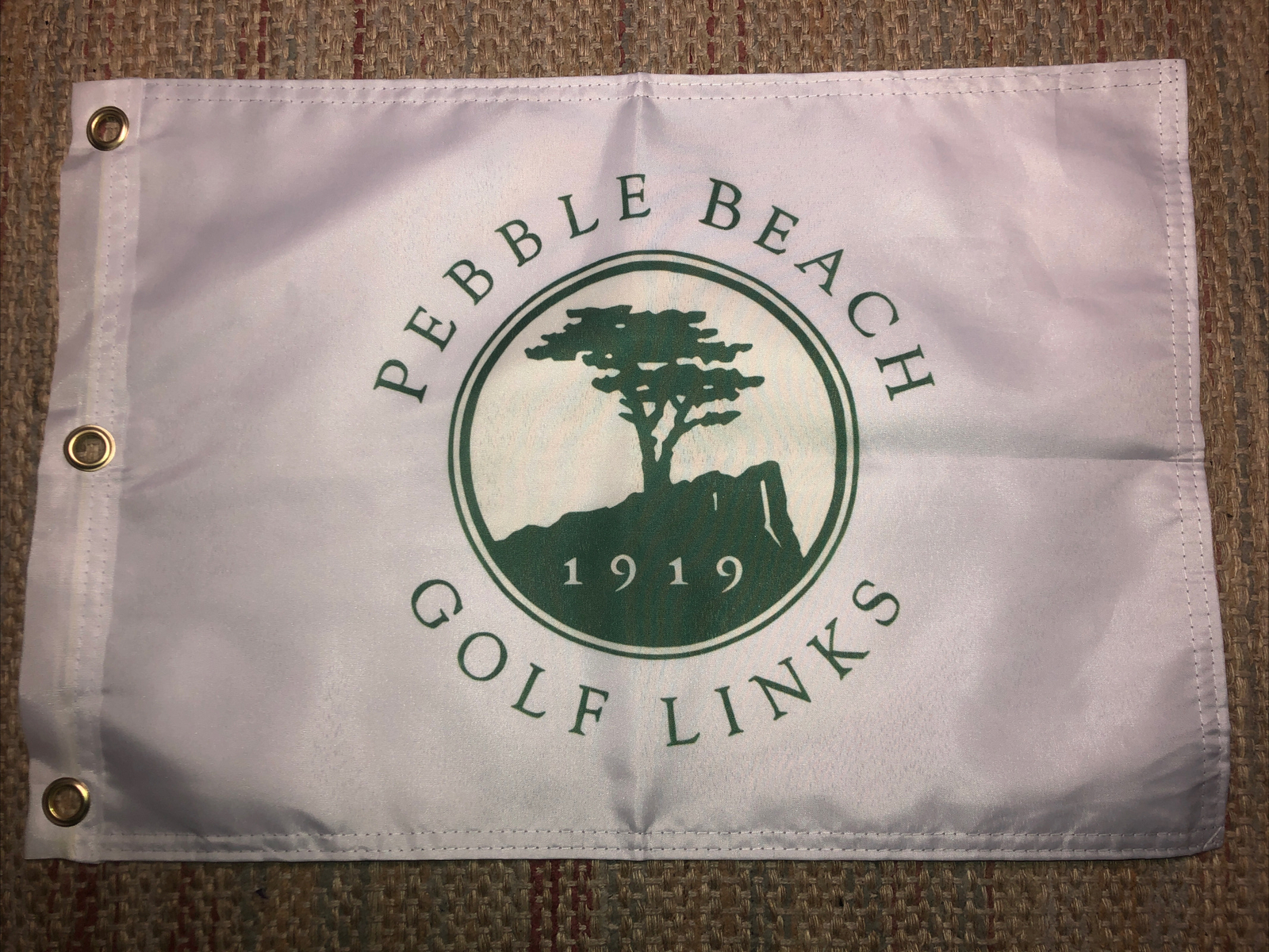 1919 PEBBLE BEACH GOLF LINKS US OPEN PGA TOUR PIN FLAG W GROMMETS 