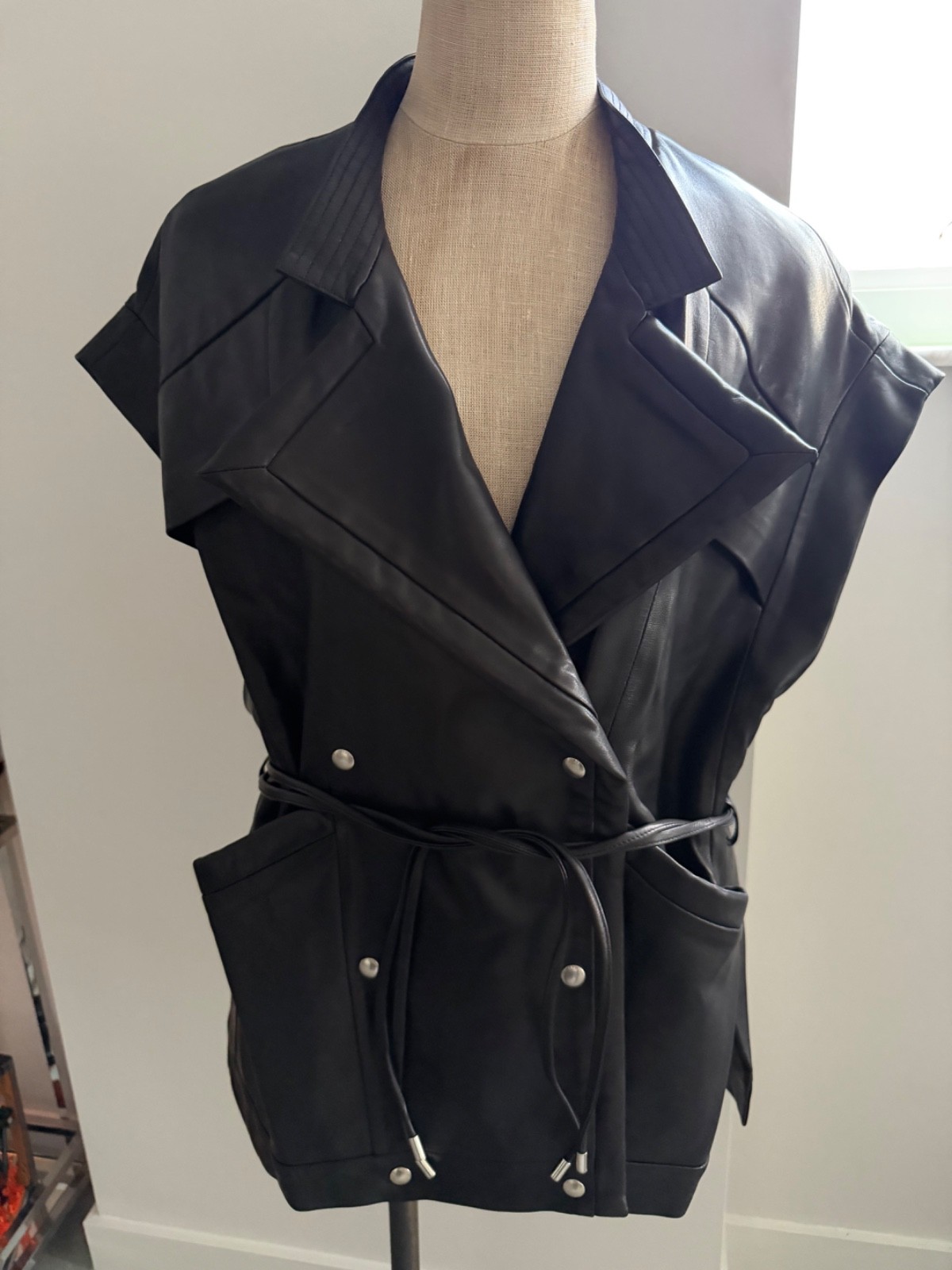 IRO Hamal Oversized Double Breasted Leather Jacket In Black Size 36 IRO Hamal Oversized Double Breasted Leather Jacket In Black Size 36