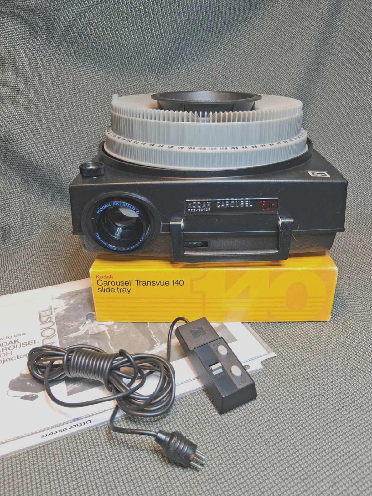 Vintage Kodak Carousel 750H 35mm Rebuilt slide projector tested w/remote & trayR