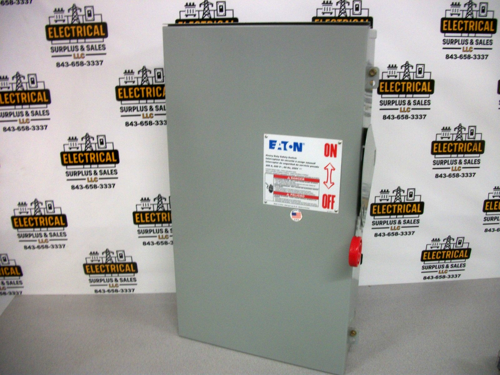 CUTLER-HAMMER DISCONNECT TYPE 3R DH364FRK 200AMP 600VOLT 3POLE FUSIBLE NOB