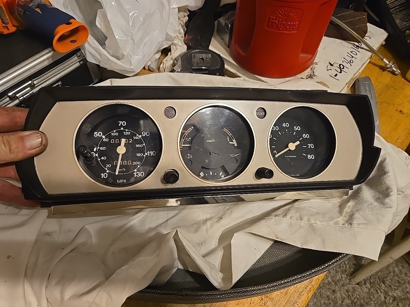 1970\'s Peugeot 504 instrument cluster speedometer gauges Jaeger 0 Mi. France Oem 1970\'s Peugeot 504 instrument cluster speedometer gauges Jaeger 0 Mi. France Oem
