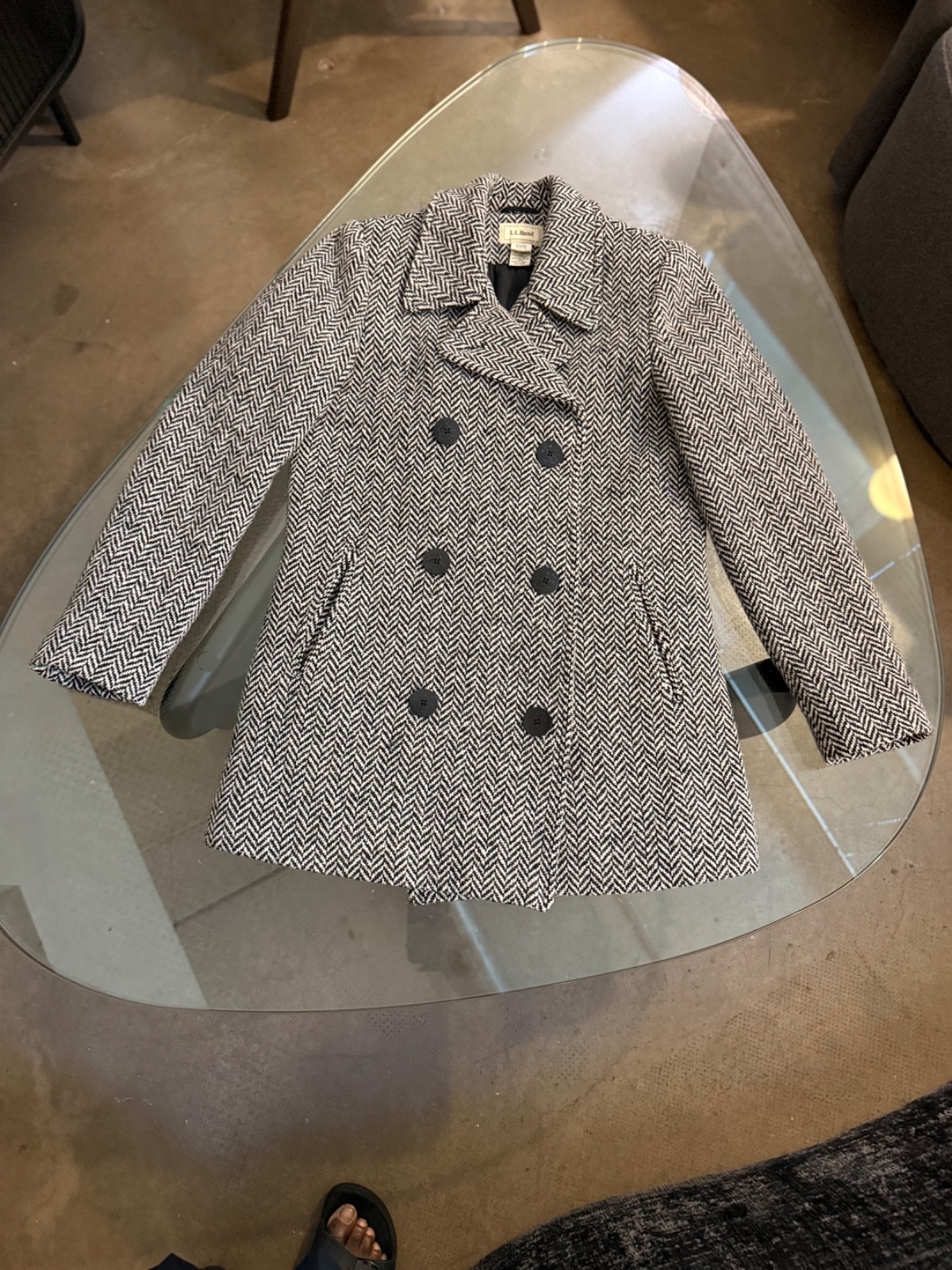 L.L.Bean Black and white coat, size 4, Wool and Nylon L.L.Bean Black and white coat, size 4, Wool and Nylon