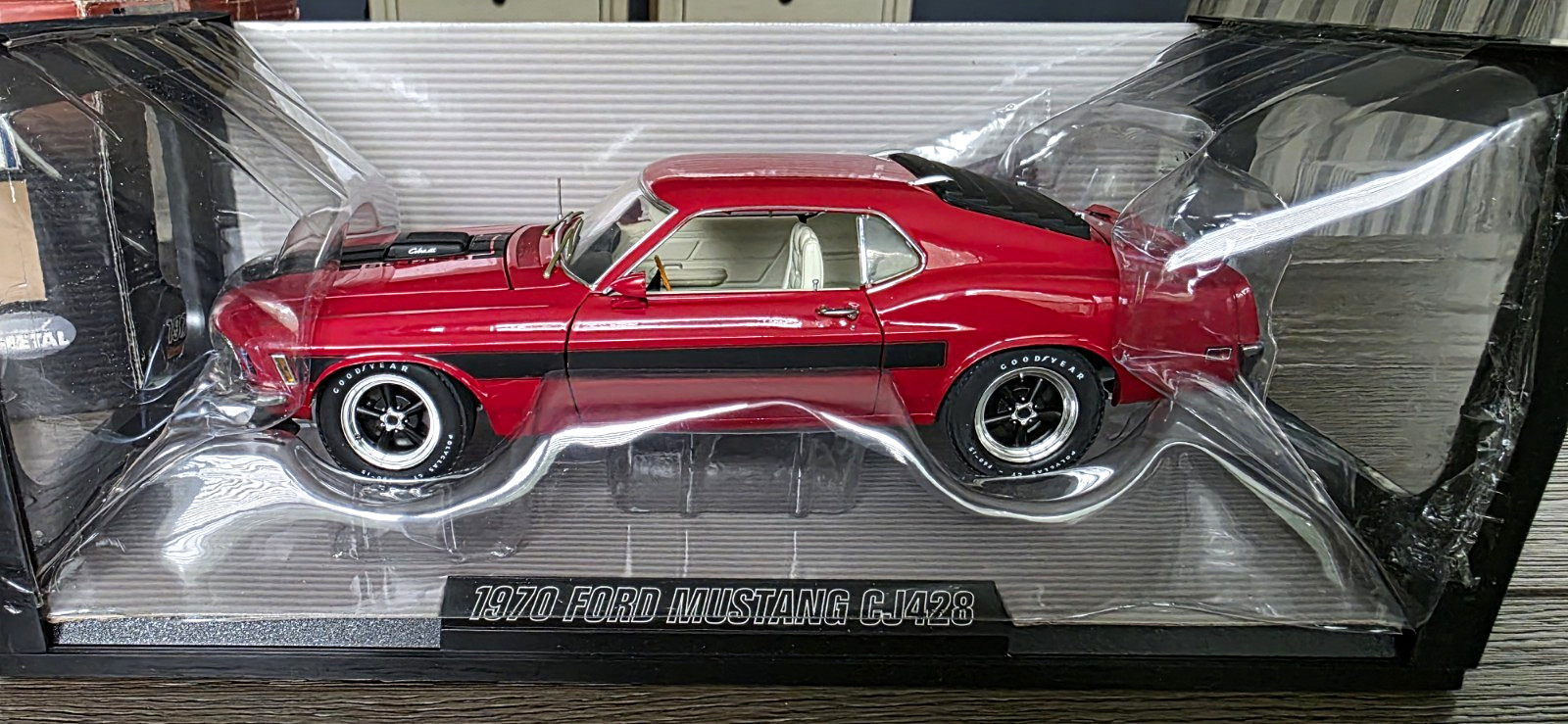 1/18 Highway 61 Rare 1970 SCJ428 Custom READ 1/18 Highway 61 Rare 1970 SCJ428 Custom READ