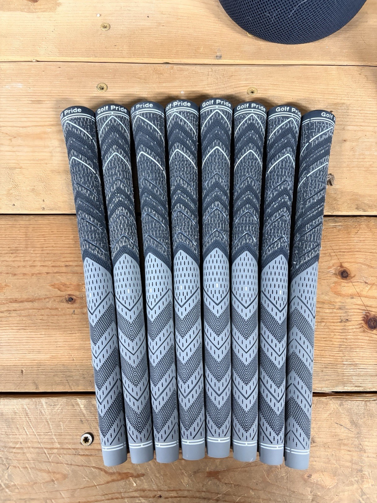 Golf Pride MCC Plus 4 Standard Golf Grips. (Authentic) Set of 8 Golf Pride MCC Plus 4 Standard Golf Grips. (Authentic) Set of 8