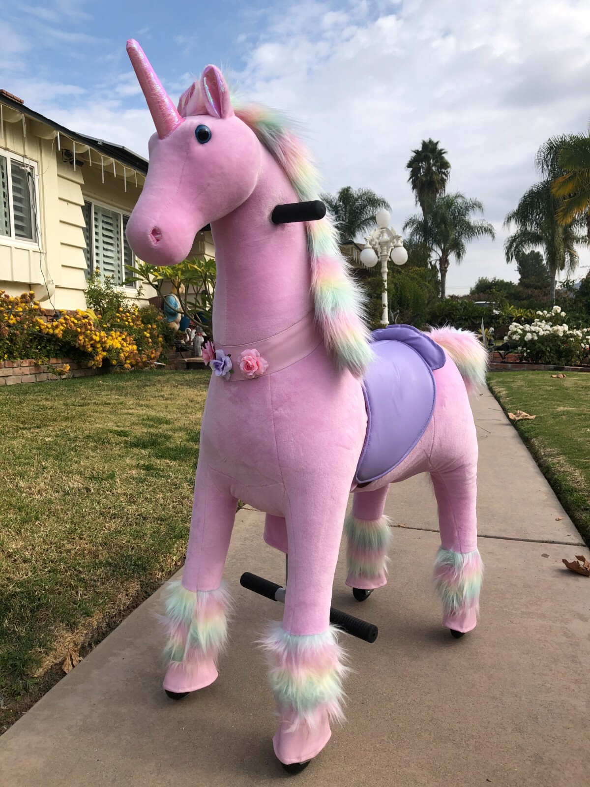 MEDALLION - My Pony Ride On Real Walking Horse - Medium Pink Rainbow Unicorn MEDALLION - My Pony Ride On Real Walking Horse - Medium Pink Rainbow Unicorn