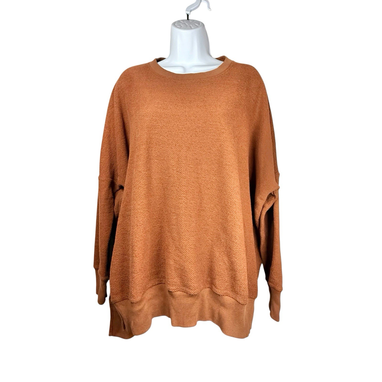 Cozycore Aerie Womens Medium Burnt Orange Oversized Fleece Crewneck Sweatshirt Cozycore Aerie Womens Medium Burnt Orange Oversized Fleece Crewneck Sweatshirt