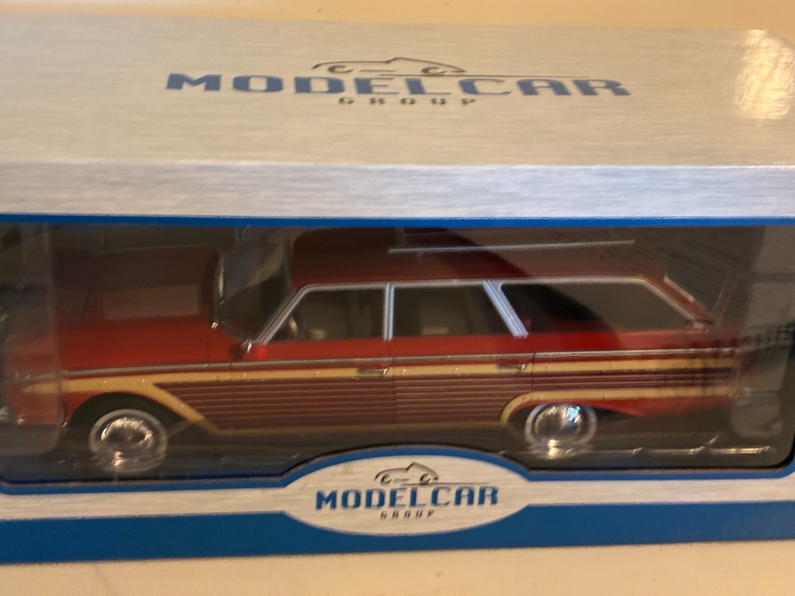 MCG 1/18 Scale Ford Country Squire , new in box MCG 1/18 Scale Ford Country Squire , new in box