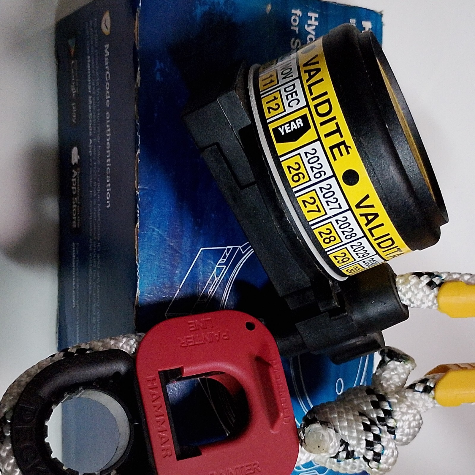 The Hammar  Hydrostatic Release Unit is a standard universal safety component.