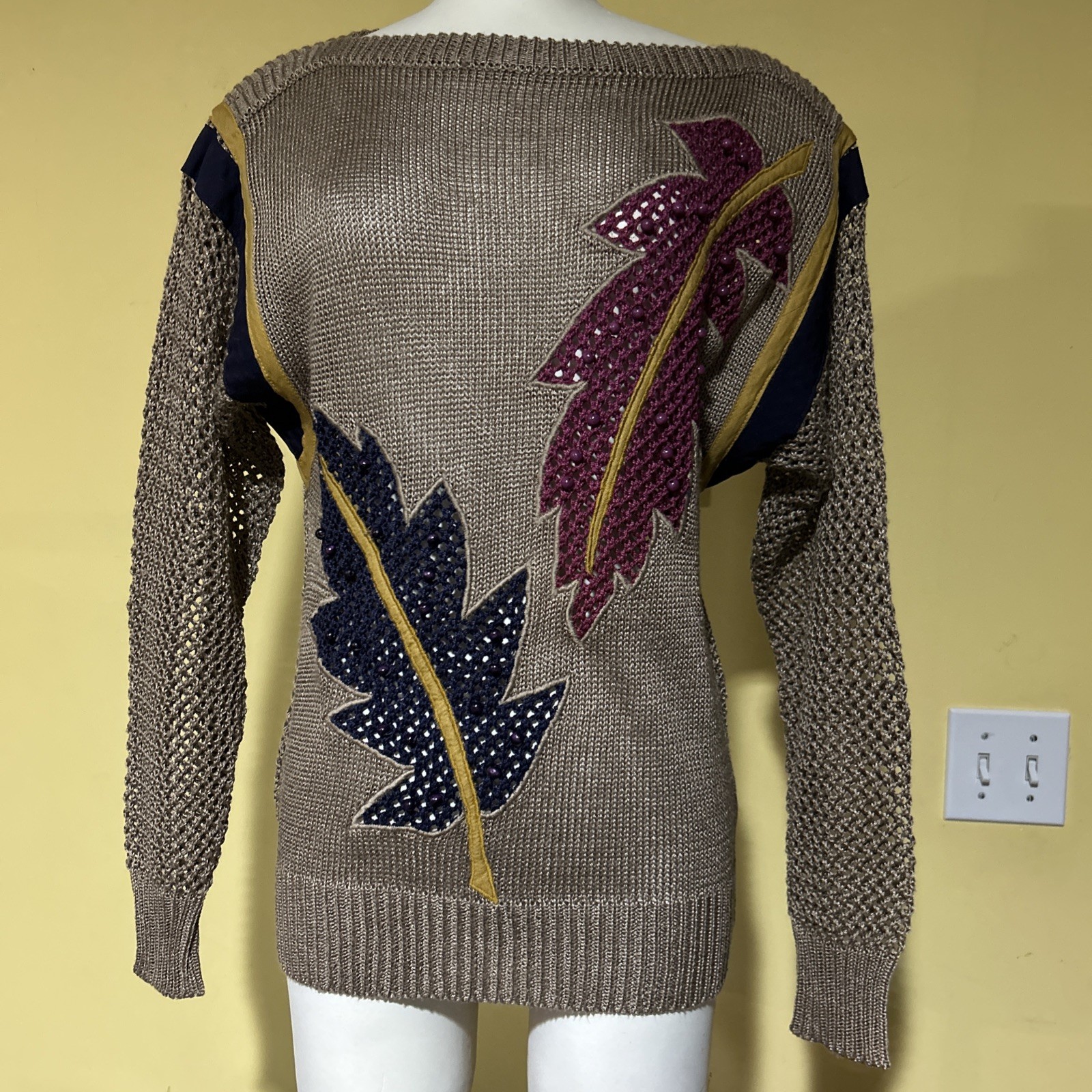 ESCADA VTG 80s Open Knit Beaded Applique Sweater Leaf SRB Western Germany EU 34 ESCADA VTG 80s Open Knit Beaded Applique Sweater Leaf SRB Western Germany EU 34