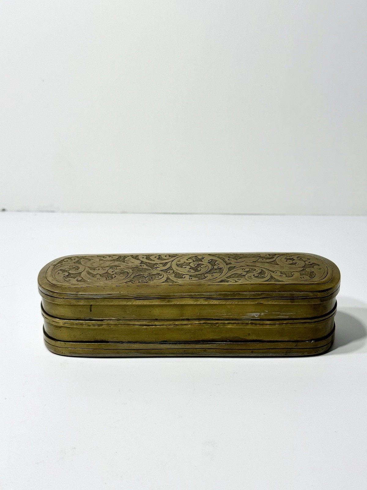 Early 18th Century Antique Copper Dutch Tobacco Box Engraved With Birds Early 18th Century Antique Copper Dutch Tobacco Box Engraved With Birds