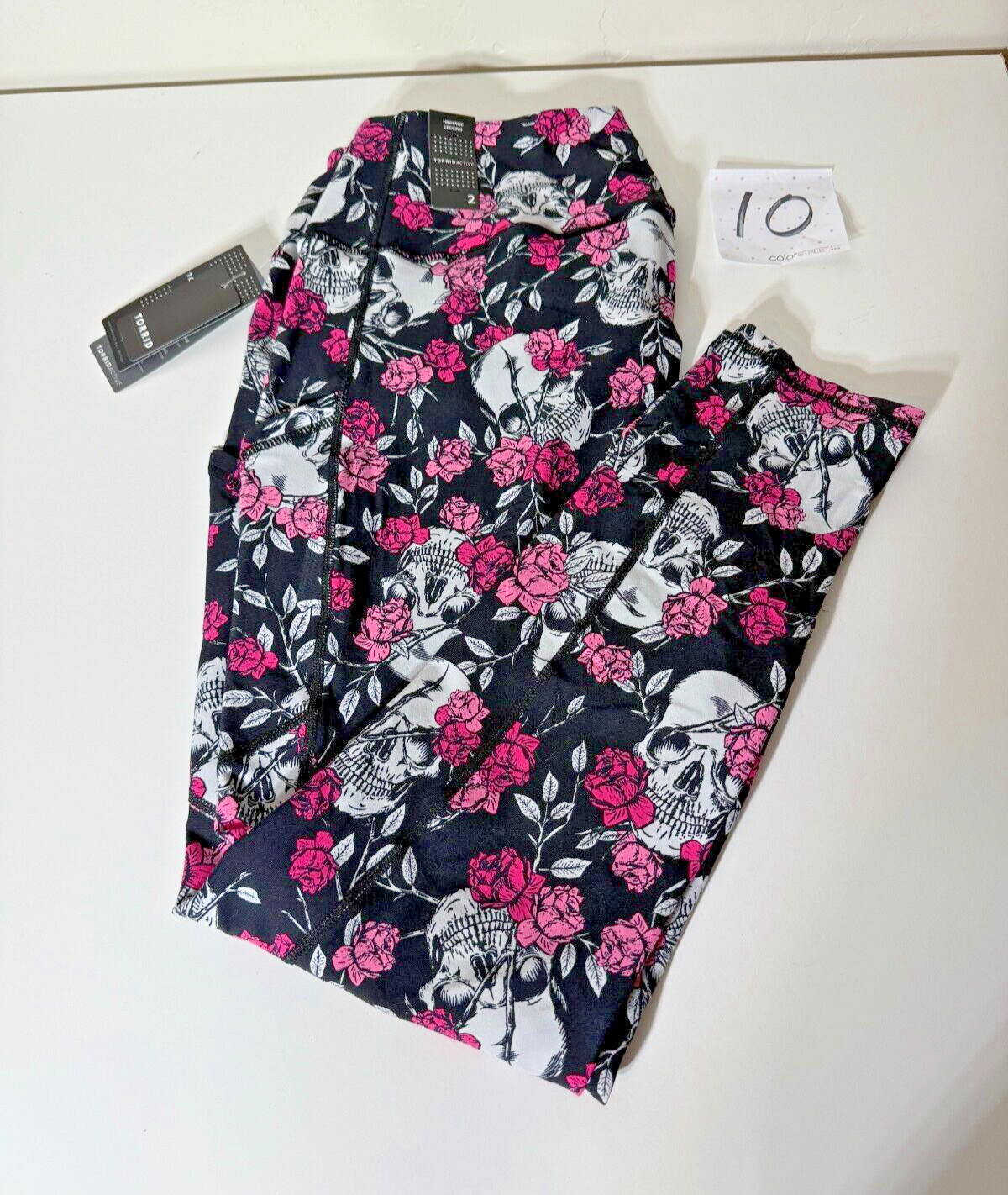 Torrid Performance Core Full Length Active Legging With Side Pocket 2X 18-20 NWT Torrid Performance Core Full Length Active Legging With Side Pocket 2X 18-20 NWT