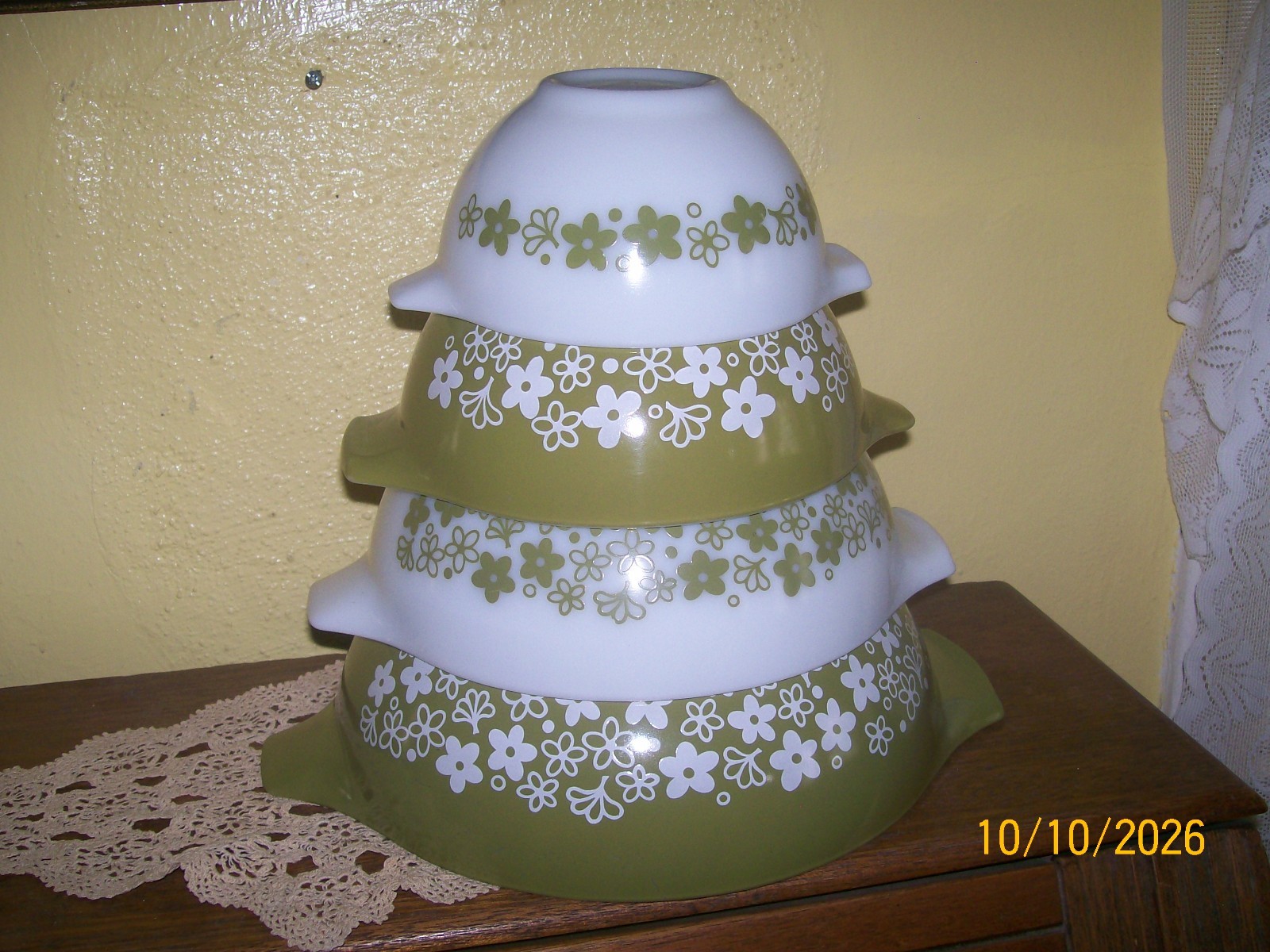 Vintage PYREX 1970 Cinderella MIXING BOWL SET  Spring Blossom FIRST RELEASE EUC