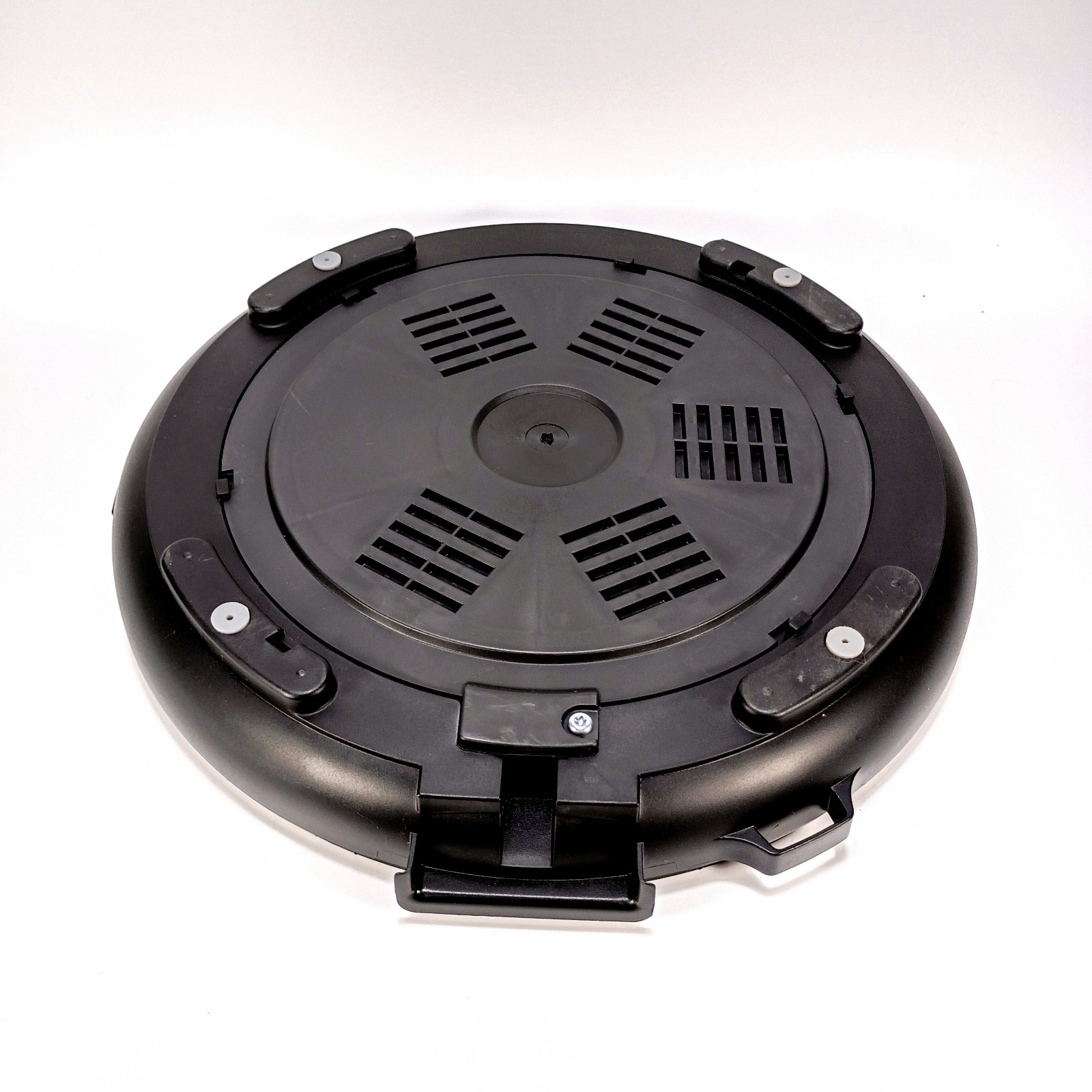 Farberware WM-CS6004W 6 Qt Pressure Cooker Replacement Bottom Cover ONLY Farberware WM-CS6004W 6 Qt Pressure Cooker Replacement Bottom Cover ONLY
