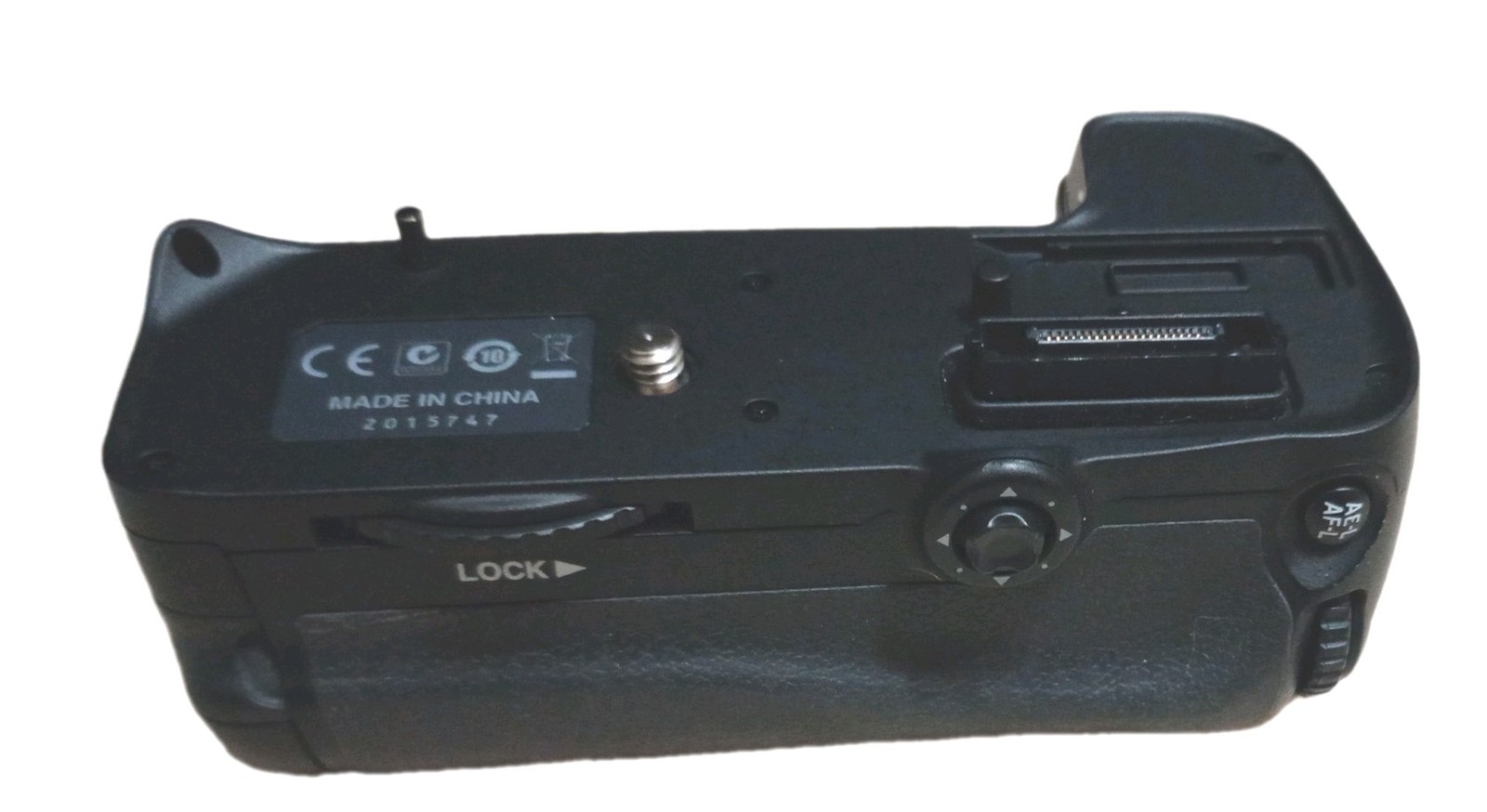 Genuine Nikon MB-D11 Multi-Power Battery Grip for D7000 Genuine Nikon MB-D11 Multi-Power Battery Grip for D7000