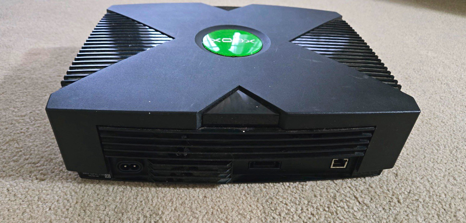 Microsoft Xbox Original Console Black/Green NTSC-U/C 480p 8GB no wires Microsoft Xbox Original Console Black/Green NTSC-U/C 480p 8GB no wires