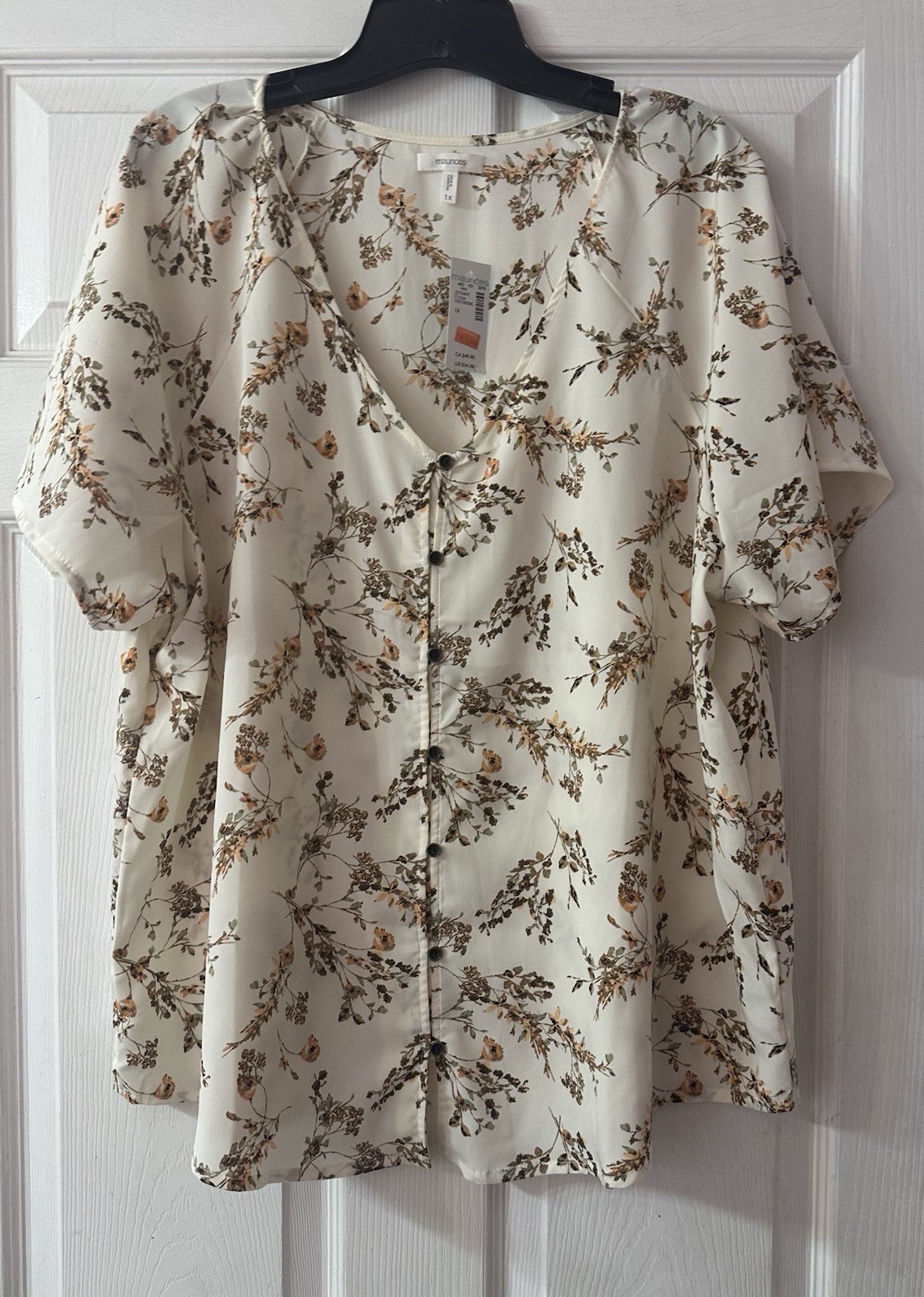 Maurices 1X Floral Blouse Cream Brown Button Front V Neck Flutter Sleeve Boho Maurices 1X Floral Blouse Cream Brown Button Front V Neck Flutter Sleeve Boho
