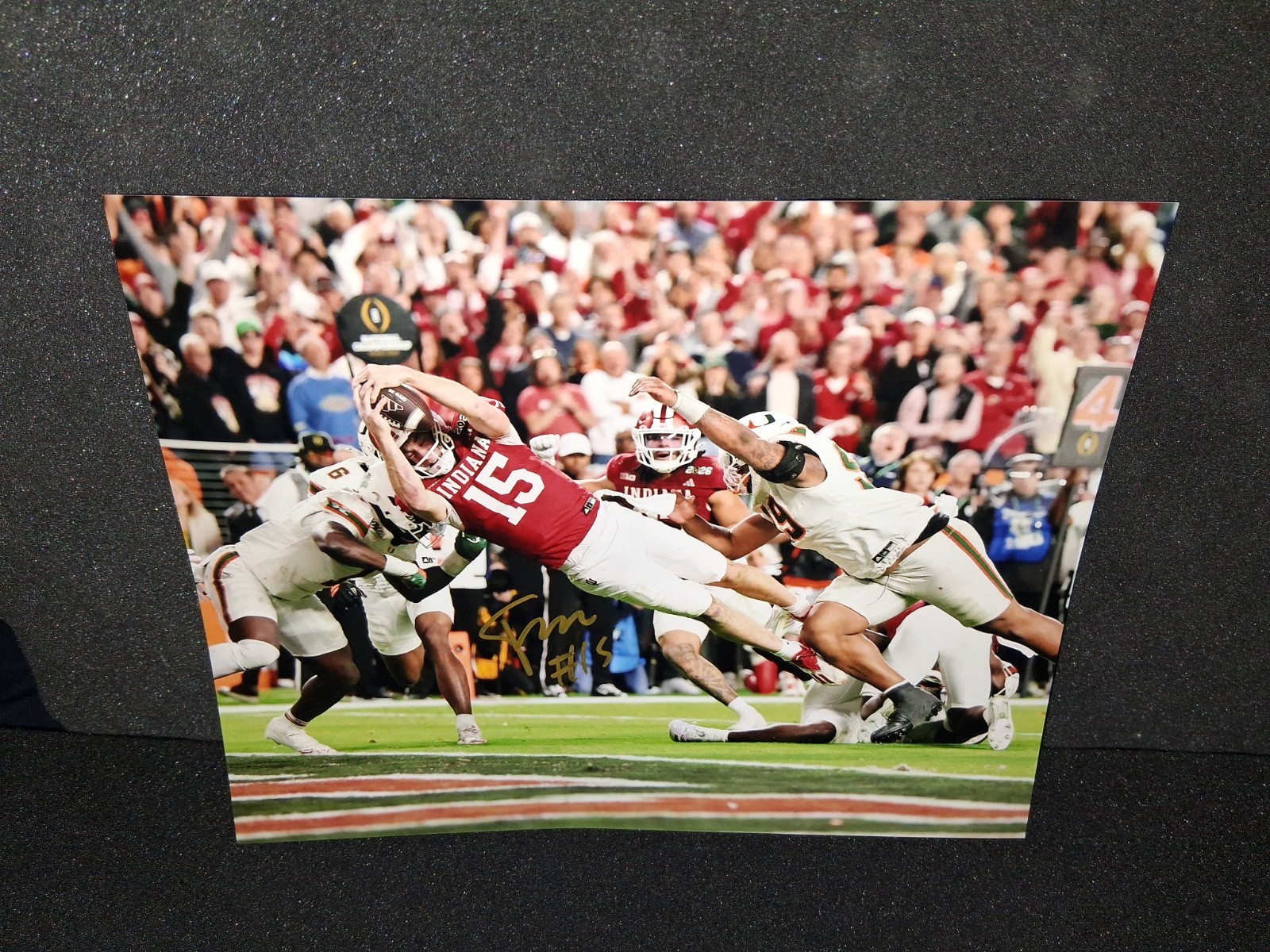 FERNANDO MENDOZA INDIANA 2025 NATIONAL CHAMPS HEISMAN SIGNED 8X10 PHOTO COA FERNANDO MENDOZA INDIANA 2025 NATIONAL CHAMPS HEISMAN SIGNED 8X10 PHOTO COA