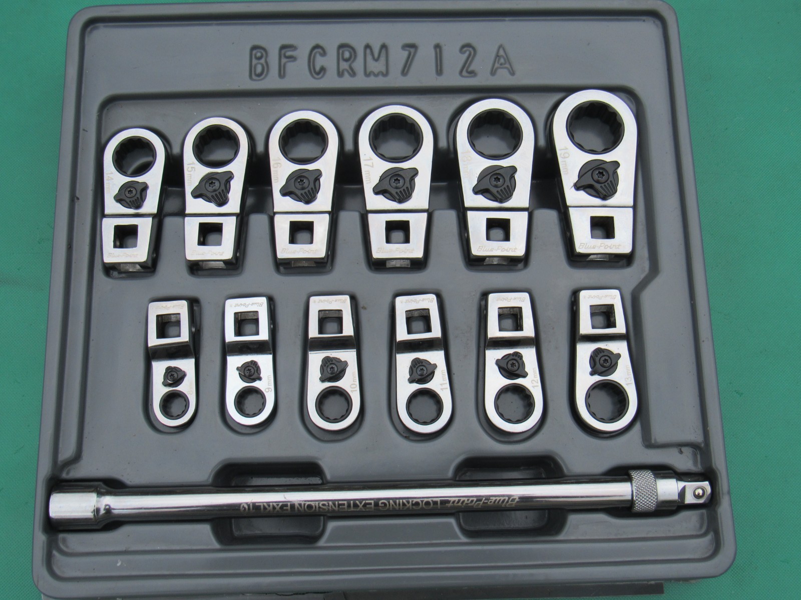 BLUE POINT BFCRM712A 13 PC 3/8\