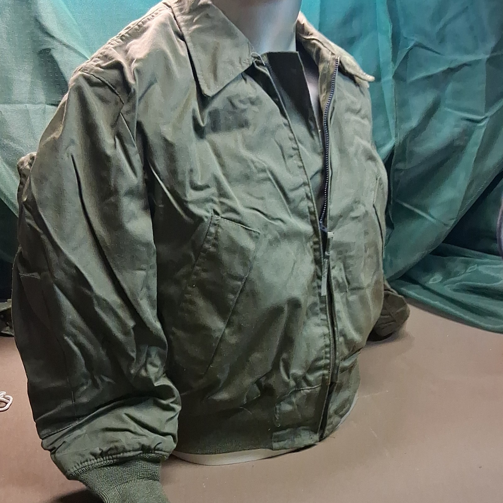 Vietnam Era Cold Weather Permeable Jacket OD Green Small Short (33-37) Vietnam Era Cold Weather Permeable Jacket OD Green Small Short (33-37)