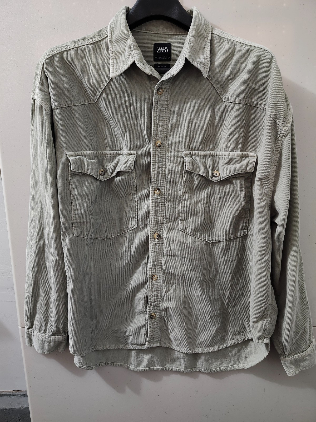 Zara Shirt Mens L Moss Corduroy Button Up Long Sleeve Western Yoke Relaxed Fit Zara Shirt Mens L Moss Corduroy Button Up Long Sleeve Western Yoke Relaxed Fit