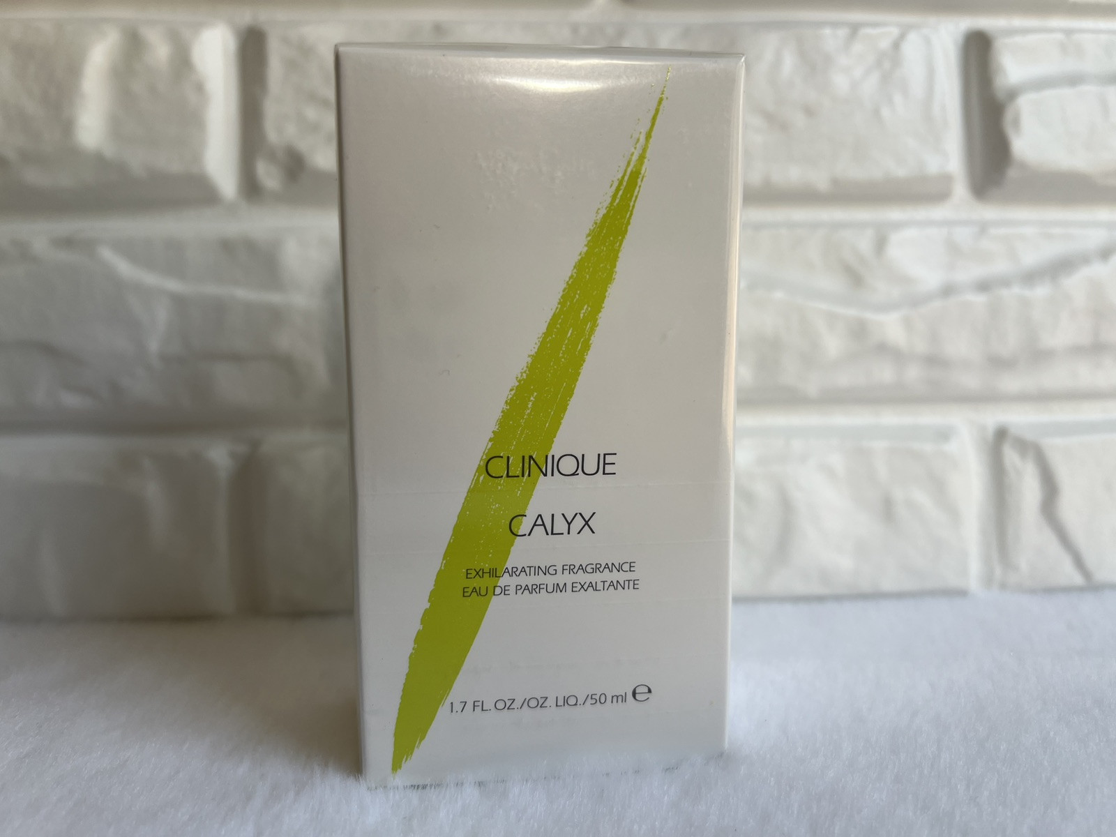 Clinique CALYX Exhilerating Fragrance EDP Spray,Full Size 1.7oz/50mL, New&Sealed Clinique CALYX Exhilerating Fragrance EDP Spray,Full Size 1.7oz/50mL, New&Sealed
