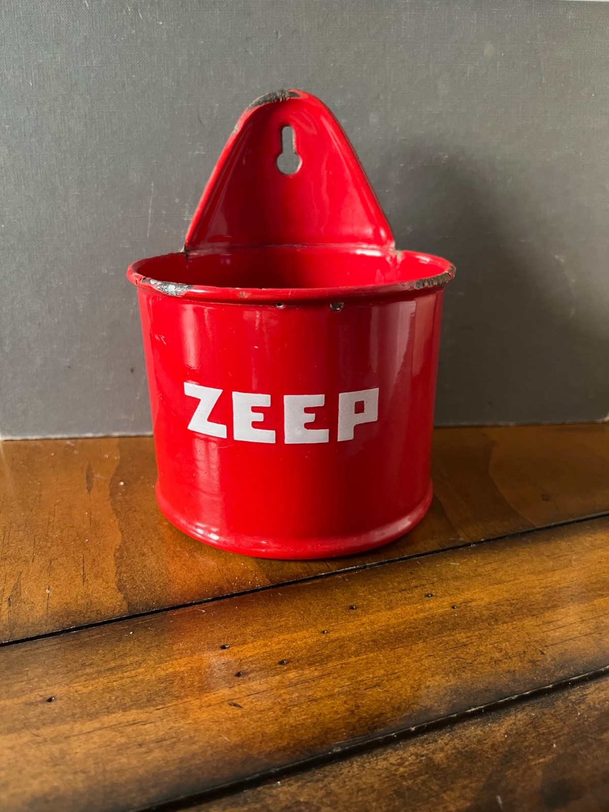 Vintage Dutch ZEEP Bright Red Enamel Soap Wall Mounted Holder Vintage Dutch ZEEP Bright Red Enamel Soap Wall Mounted Holder
