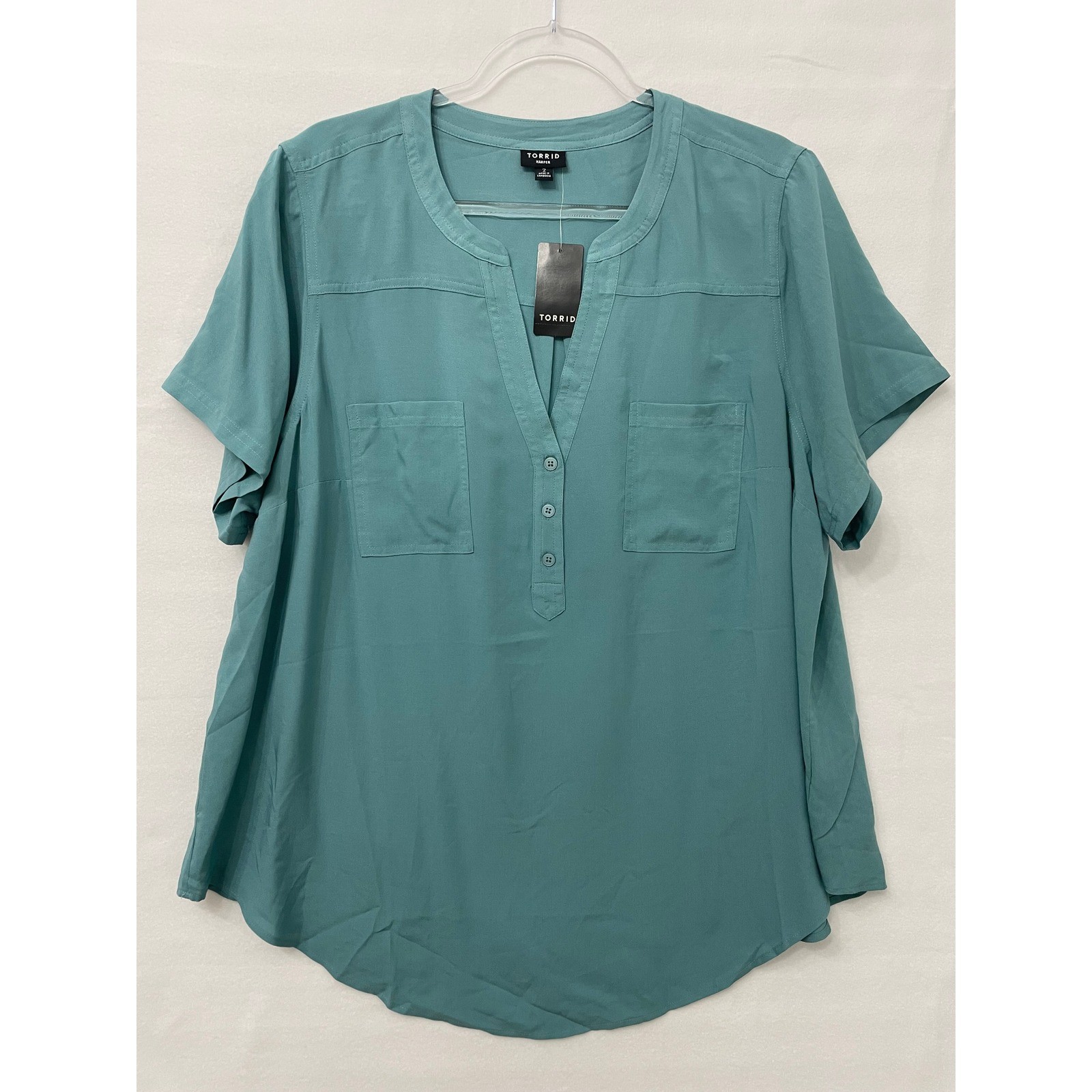 NWT Torrid Harper Blouse Size 2X Teal Blue Challis Short Sleeve Soft Preppy NWT Torrid Harper Blouse Size 2X Teal Blue Challis Short Sleeve Soft Preppy