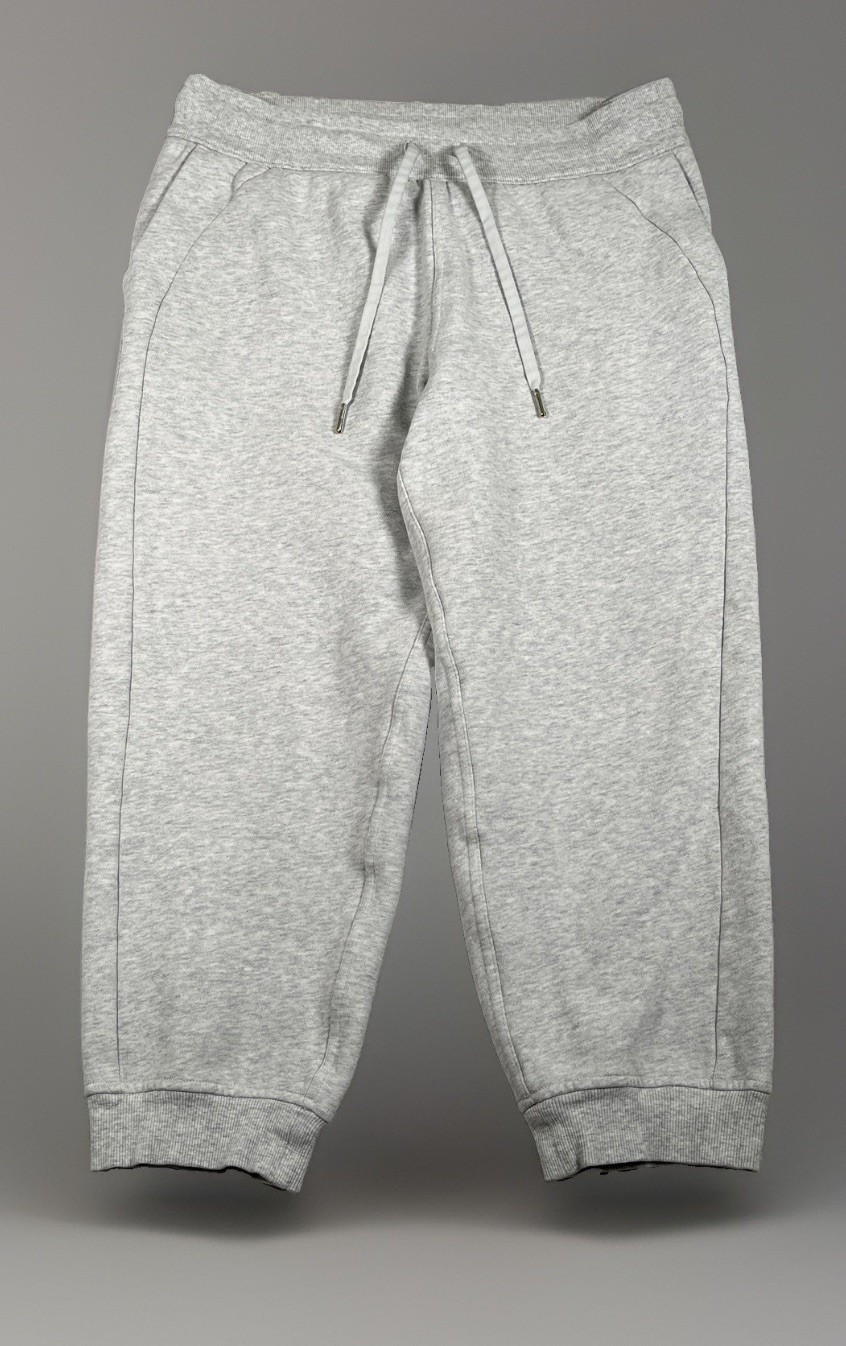 Lululemon Scuba High-Rise Crop Sweatpants Joggers Women’s 10 Ultra Light Grey