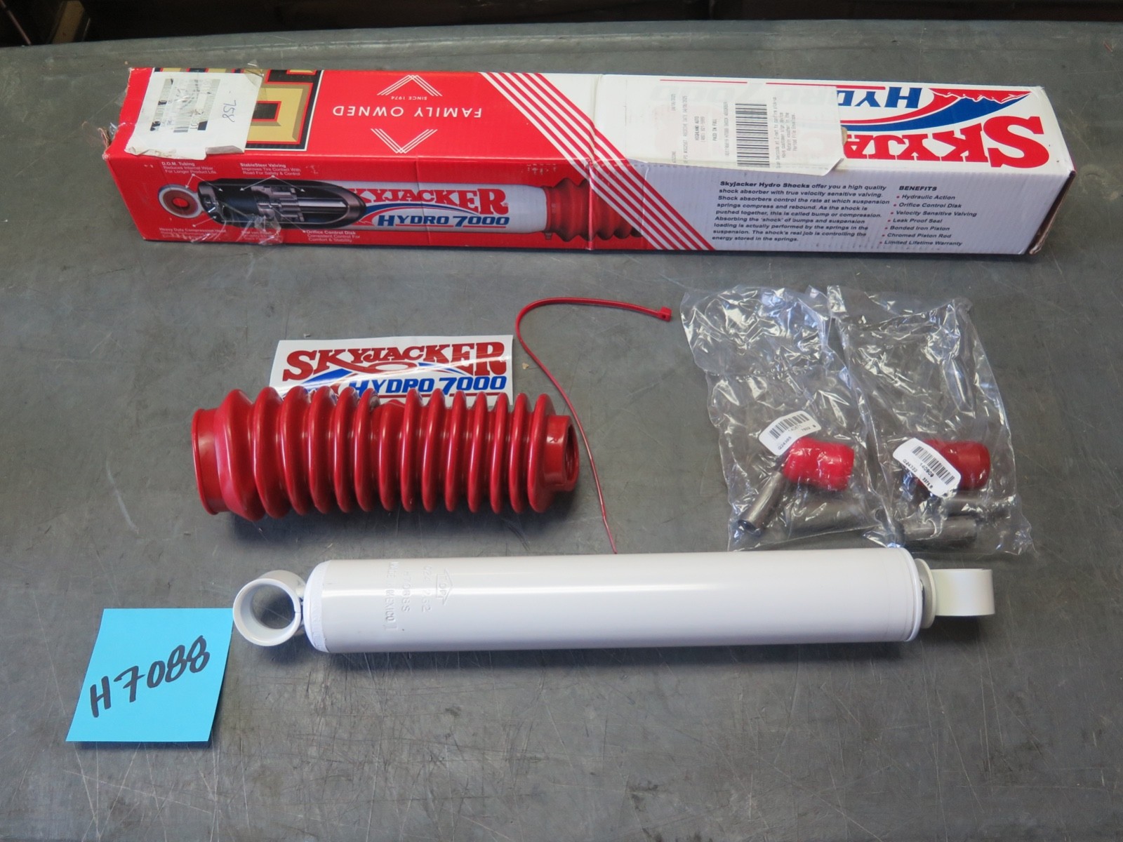Skyjacker H7088 Suspension Shock Absorber (O6-C) Skyjacker H7088 Suspension Shock Absorber (O6-C)