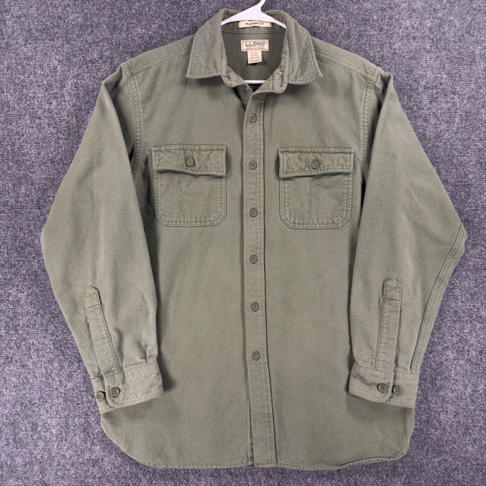 L.L. Bean Chamois Cloth Shirt Men\'s Medium Green Cotton Outdoors Heavyweight