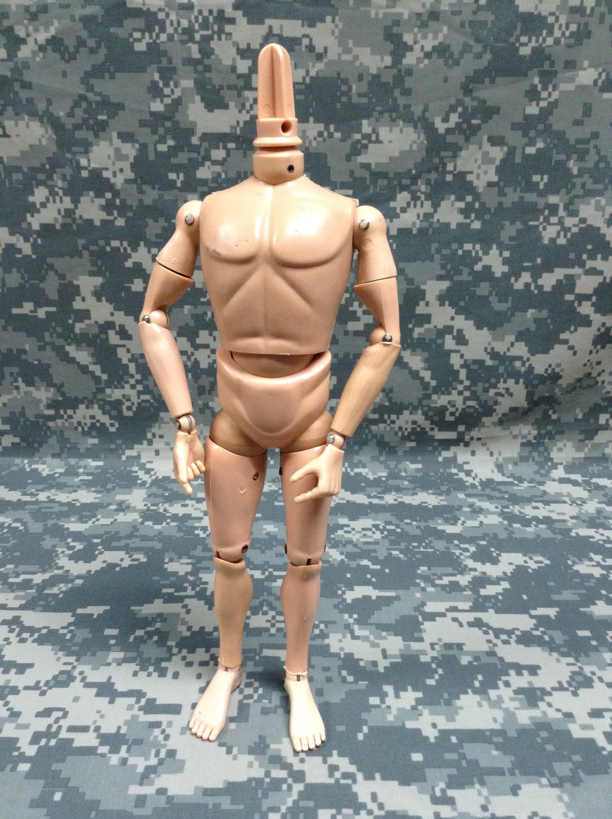 1964 VINTAGE HASBRO GI JOE PAINTED RIVOT HEADLESS BODY R-R PAT PENDING 1964 VINTAGE HASBRO GI JOE PAINTED RIVOT HEADLESS BODY R-R PAT PENDING