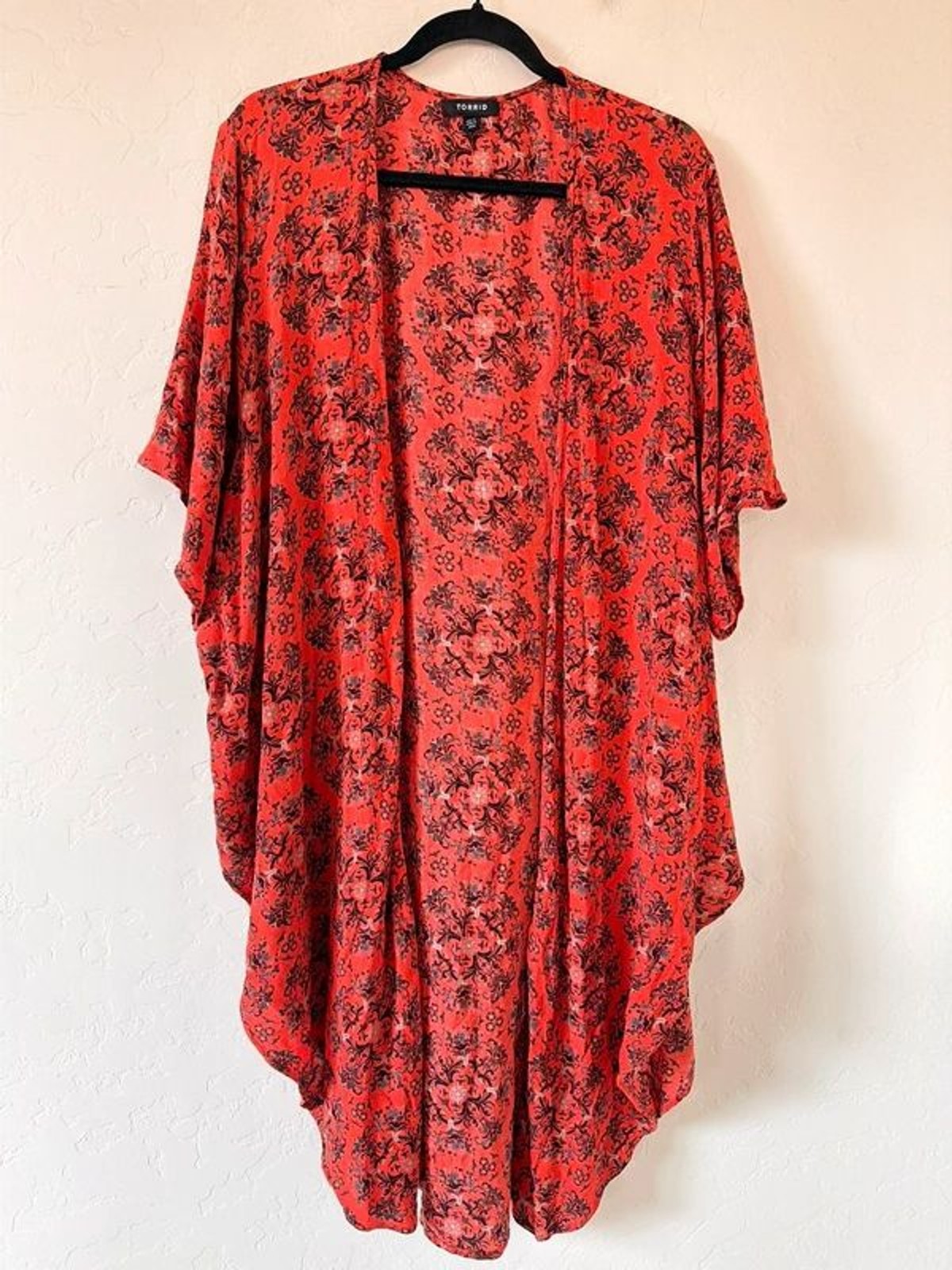 Torrid Oversized Kimono Size 3/4XL Torrid Oversized Kimono Size 3/4XL