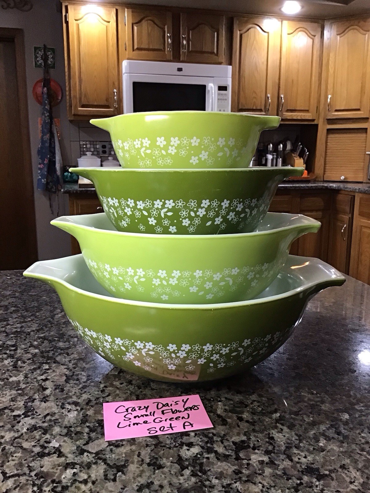 VINTAGE Pyrex Spring Blossom Crazy Daisy Cinderella Mixing Bowl Set LIME GREEN