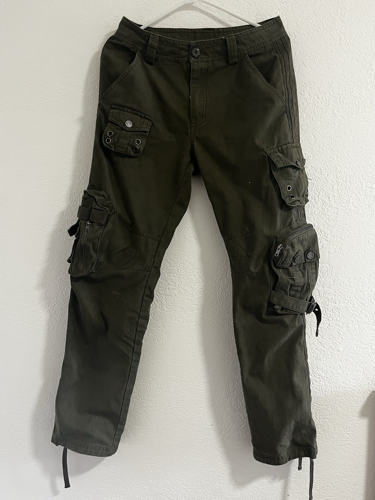 Vintage Free Knight Olive Green Military Cargo Pants Men’s Size 29x28 Vintage Free Knight Olive Green Military Cargo Pants Men’s Size 29x28