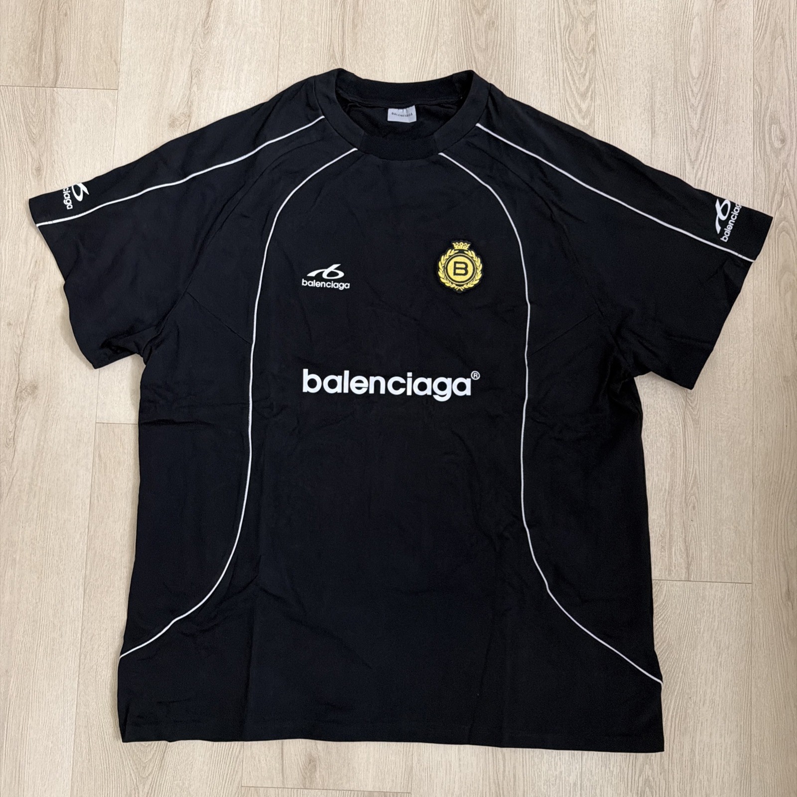 Balenciaga Black shirt Size L Over Sized (Excellent Condition) Balenciaga Black shirt Size L Over Sized (Excellent Condition)