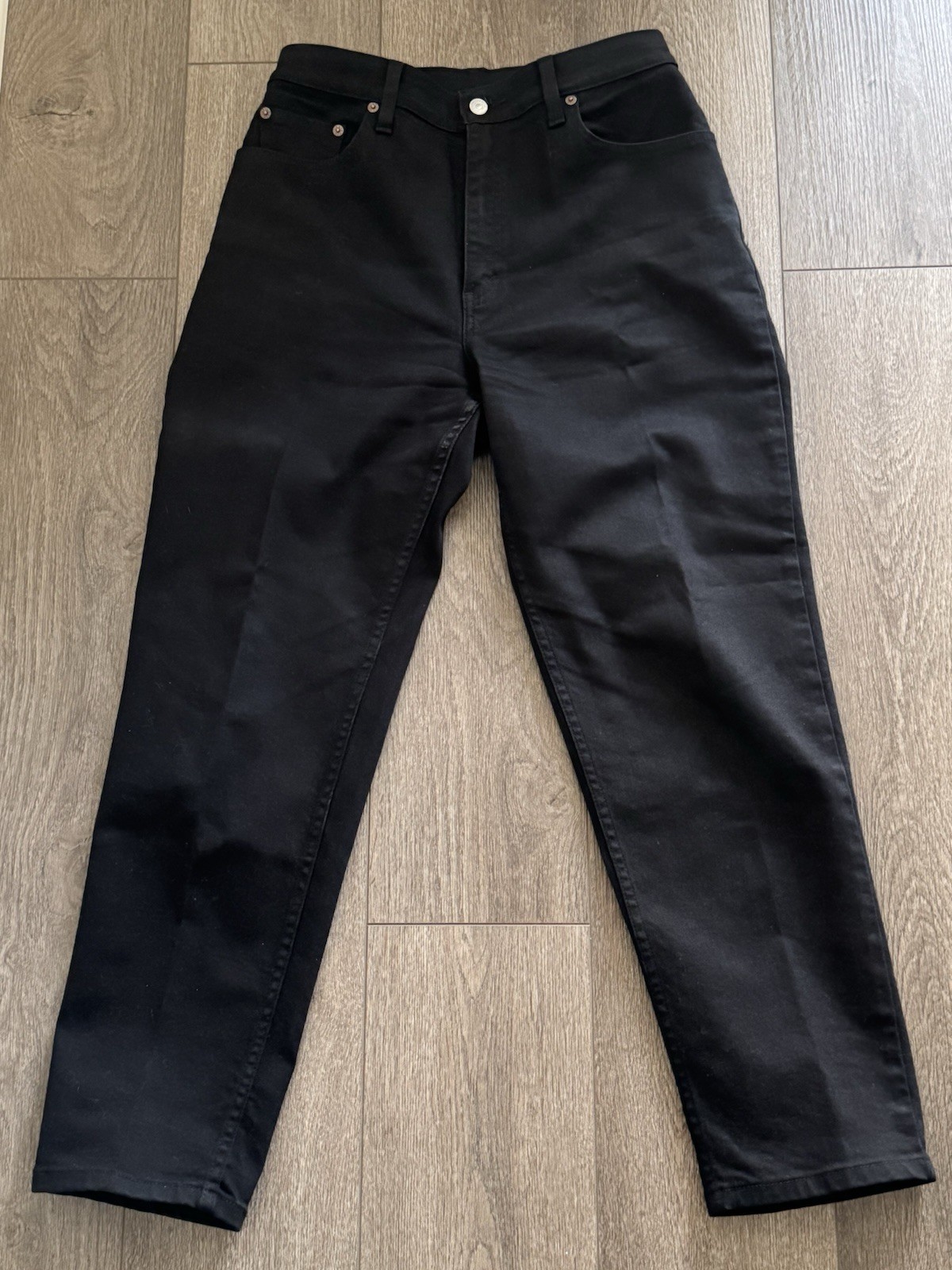 Vintage 2002 Levi\'s 550 Black Relaxed Tapered Jeans Women\'s 10 (Fits 30x28) Vintage 2002 Levi\'s 550 Black Relaxed Tapered Jeans Women\'s 10 (Fits 30x28)