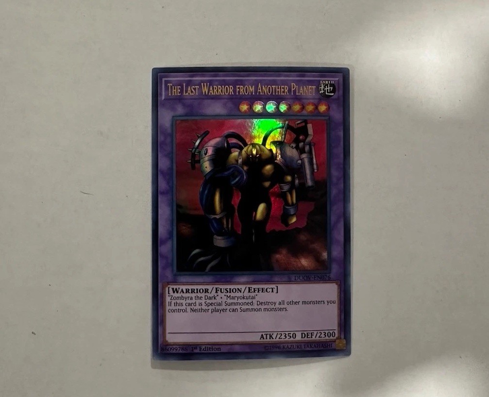 THE LAST WARRIOR FROM ANOTHER PLANET ULTRA RARE DUOV-EN076 YUGIOH NM THE LAST WARRIOR FROM ANOTHER PLANET ULTRA RARE DUOV-EN076 YUGIOH NM