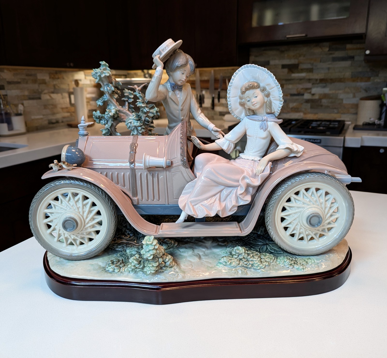 Vintage Large Lladró First Date #1393 Limited Edition Young Couple with Car Auto