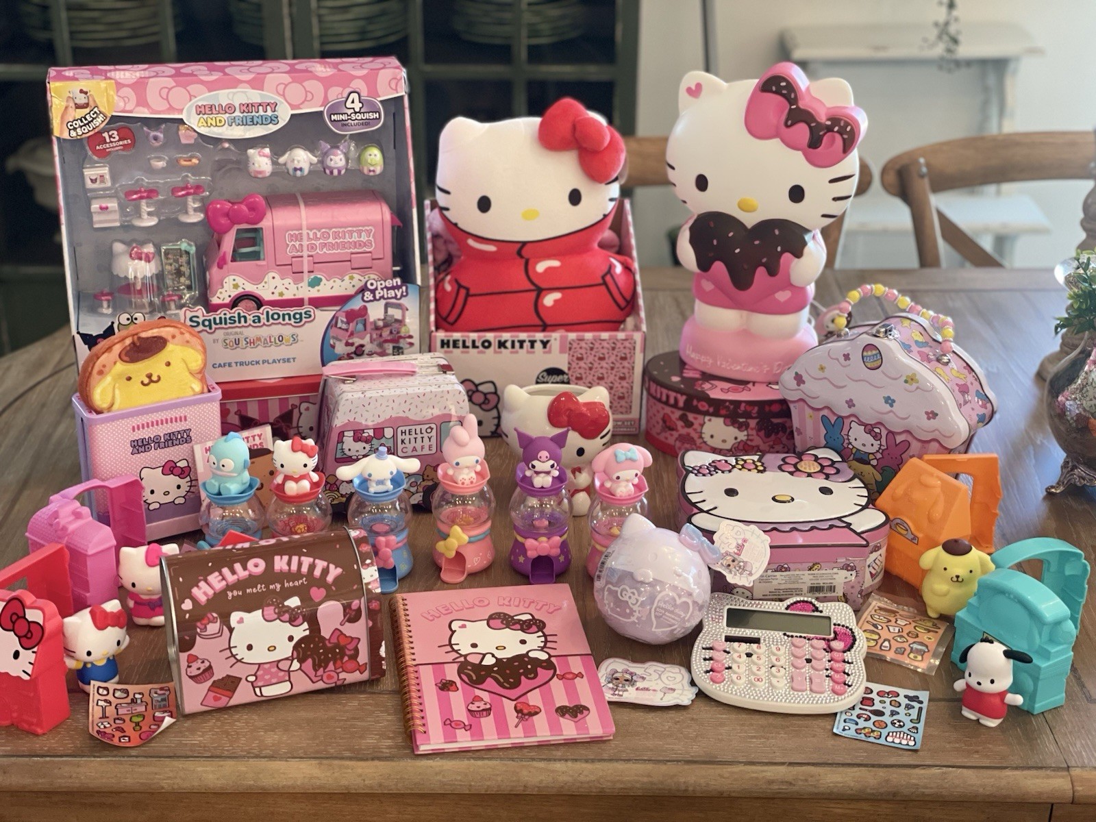 HUGE Hello Kitty Collectible Lot Hot Topic Plush & Blanket, Blow Mold ++++ HUGE Hello Kitty Collectible Lot Hot Topic Plush & Blanket, Blow Mold ++++
