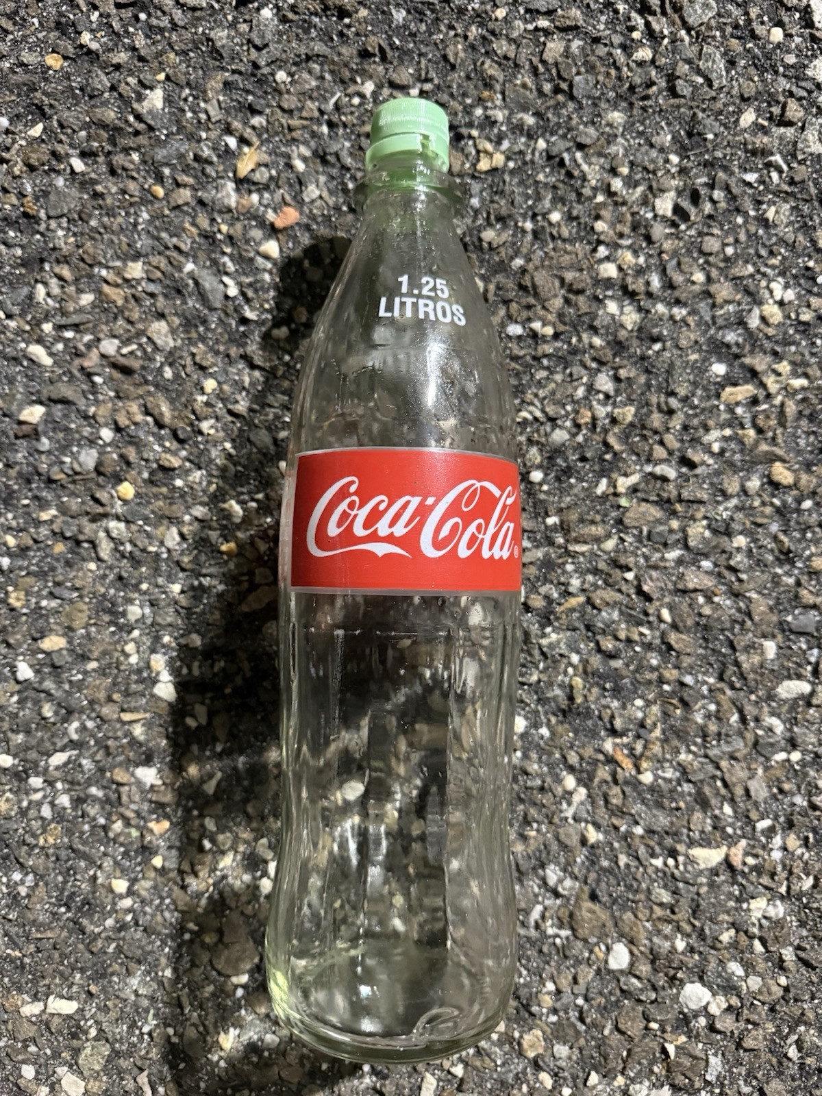 Vintage Coca Cola 1.25 Litros Glass Bottle Green Cap Honduras Import Empty