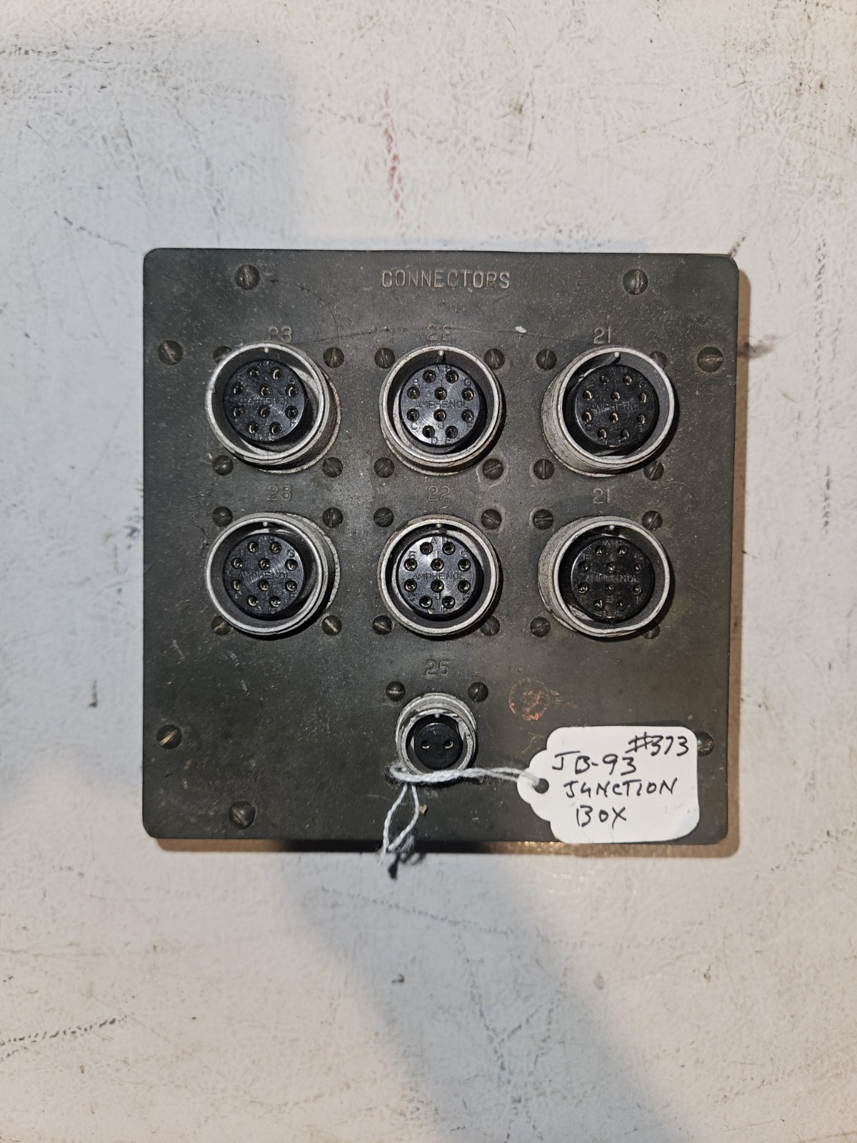 RARE WWII U. S. SIGNAL CORPS AIRCRAFT BOMBER JUNCTION BOX JB-93 SC8752A RARE WWII U. S. SIGNAL CORPS AIRCRAFT BOMBER JUNCTION BOX JB-93 SC8752A