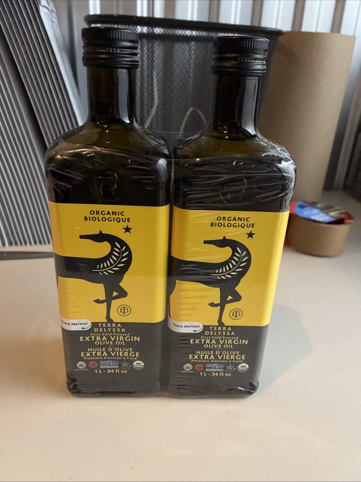 New Terra Delyssa Organic Extra Virgin Olive Oil - 1L Glass Bottles (Pack of 2) New Terra Delyssa Organic Extra Virgin Olive Oil - 1L Glass Bottles (Pack of 2)