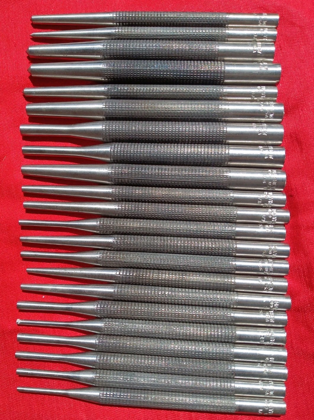 Mayhew Tools 22-Piece Mixed Punch Set SAE 1/8\