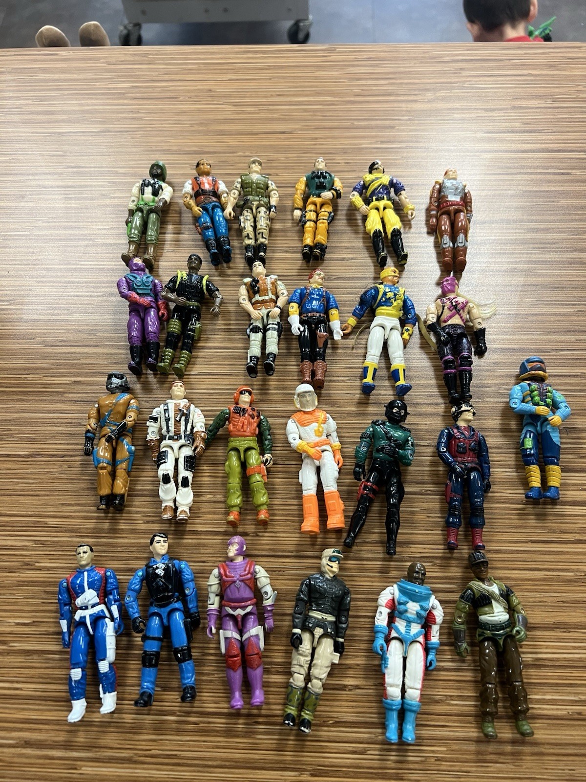 HUGE Vintage GI Joe Cobra Action Figure Lot Of 25 Figures +++ HUGE Vintage GI Joe Cobra Action Figure Lot Of 25 Figures +++