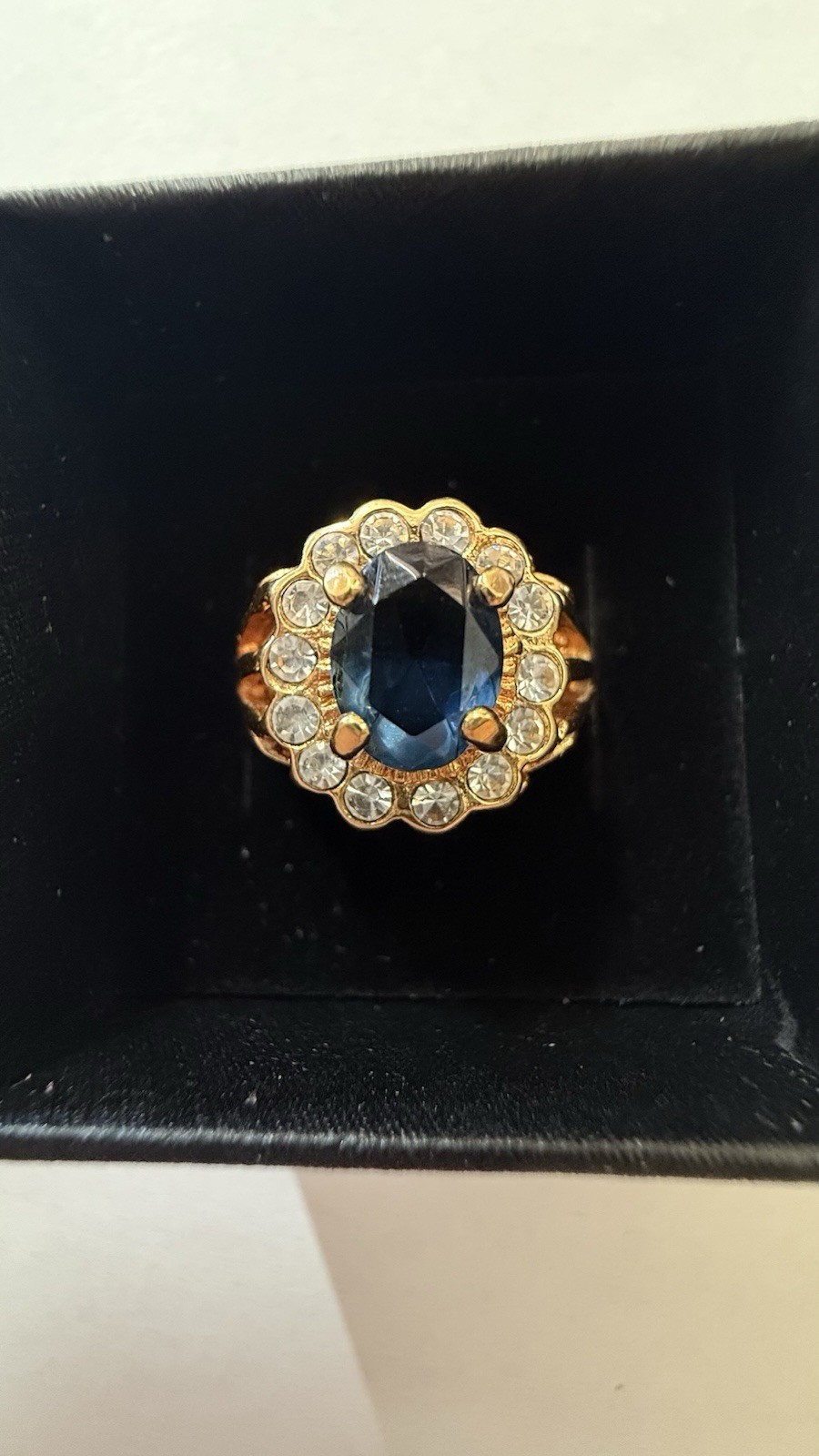 Vintage LIND Blue Stone Crystal Ring 14kt HGE Gold Sz 6.75 Vintage LIND Blue Stone Crystal Ring 14kt HGE Gold Sz 6.75