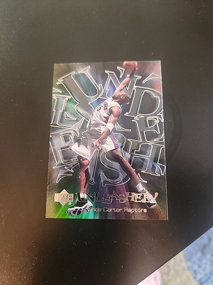 2000-01 Upper Deck Unleashed Vince Carter #U1 2000-01 Upper Deck Unleashed Vince Carter #U1