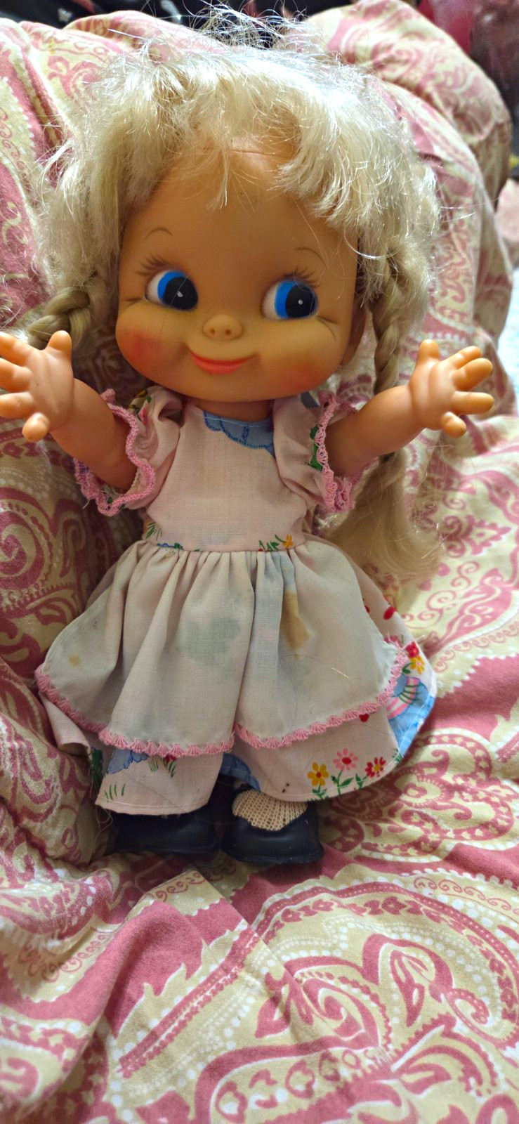 Vintage 1960s or 1970s Novelty doll Elizabeth doll. Forsum Japan Vintage 1960s or 1970s Novelty doll Elizabeth doll. Forsum Japan